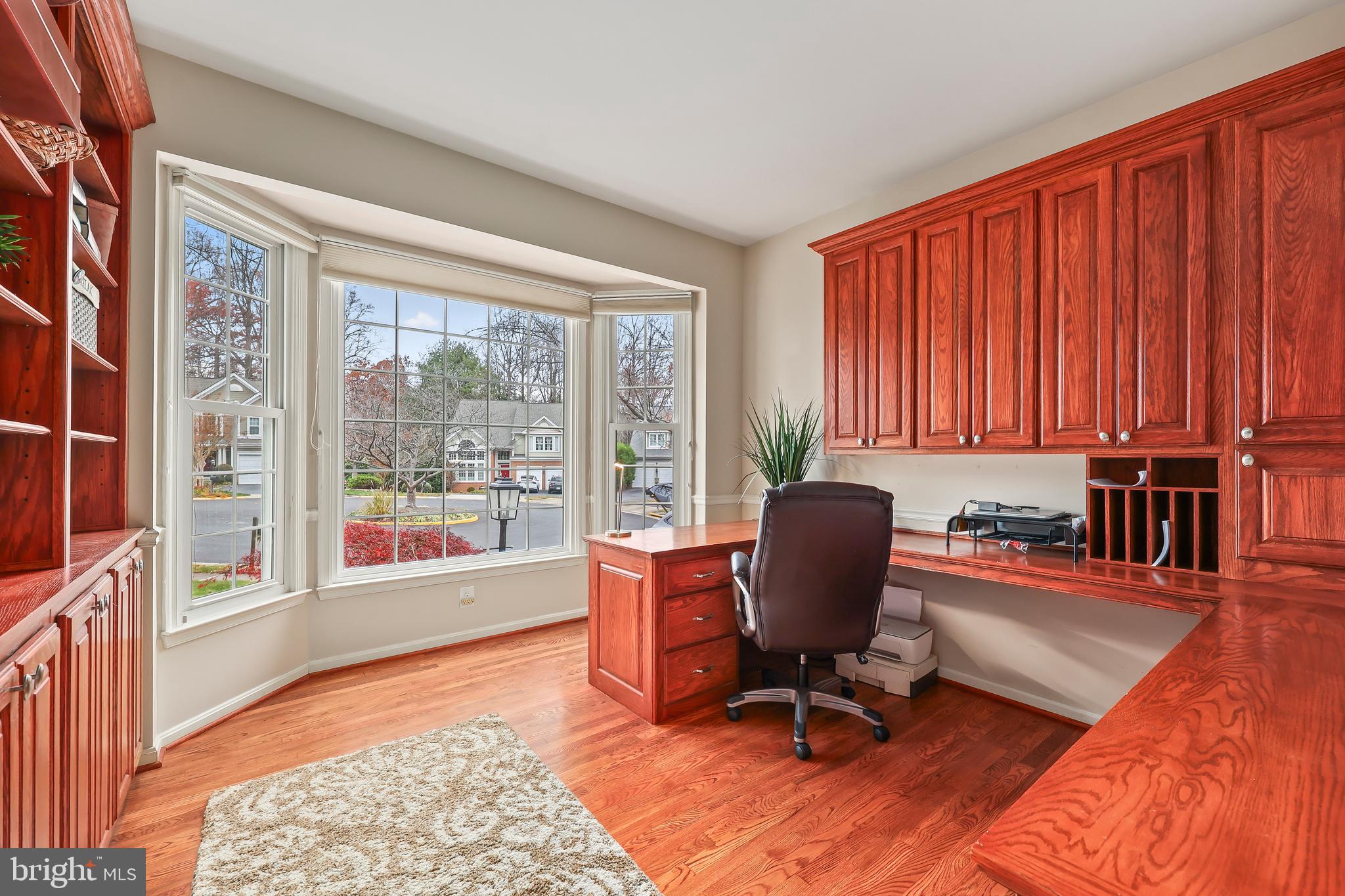 RESTON - Residential