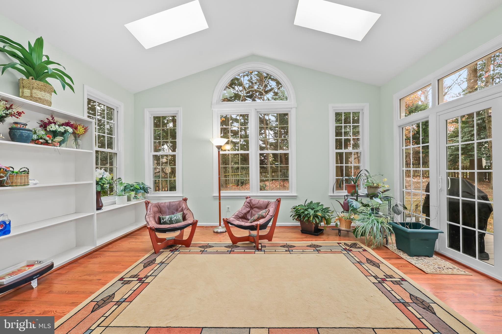 RESTON - Residential