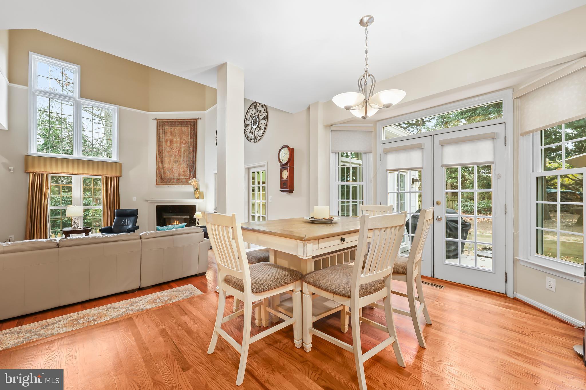 RESTON - Residential