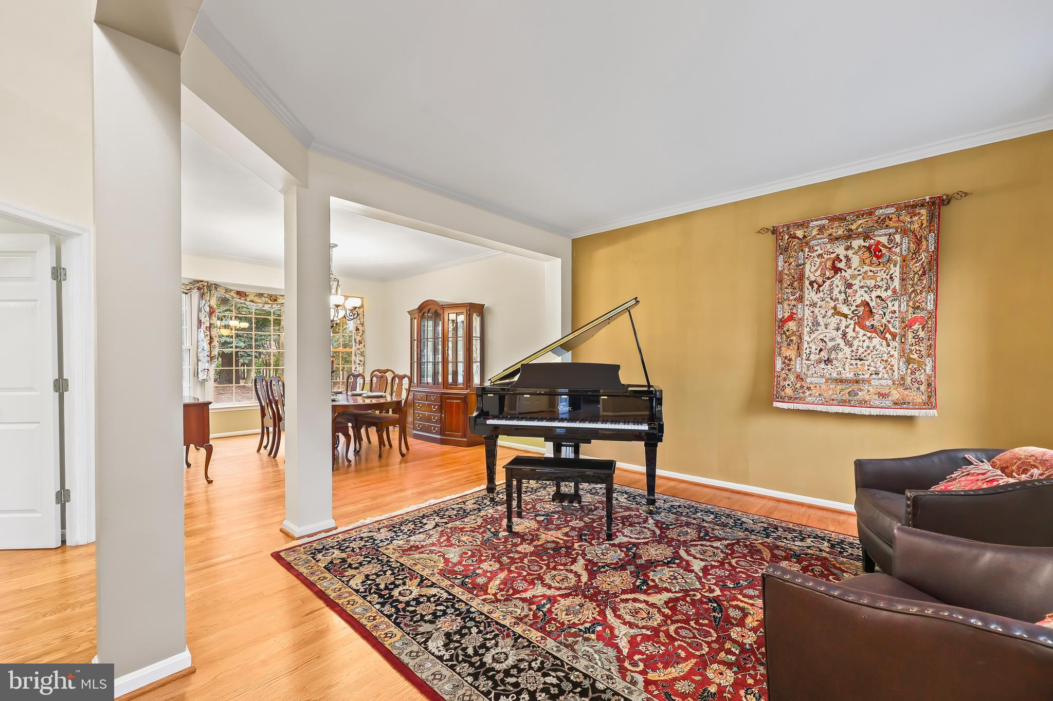 RESTON - Residential