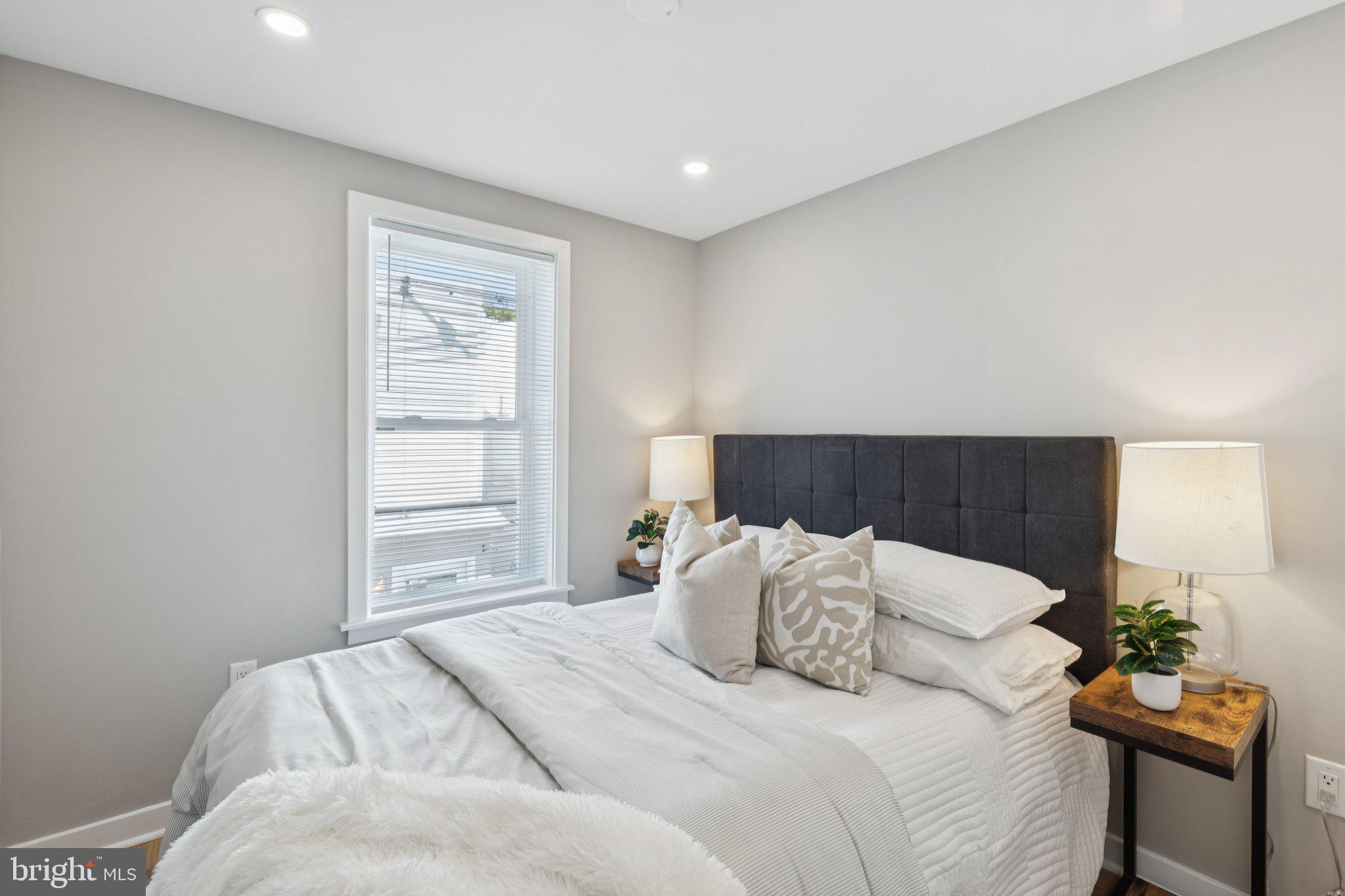 FAIRMOUNT - Residential