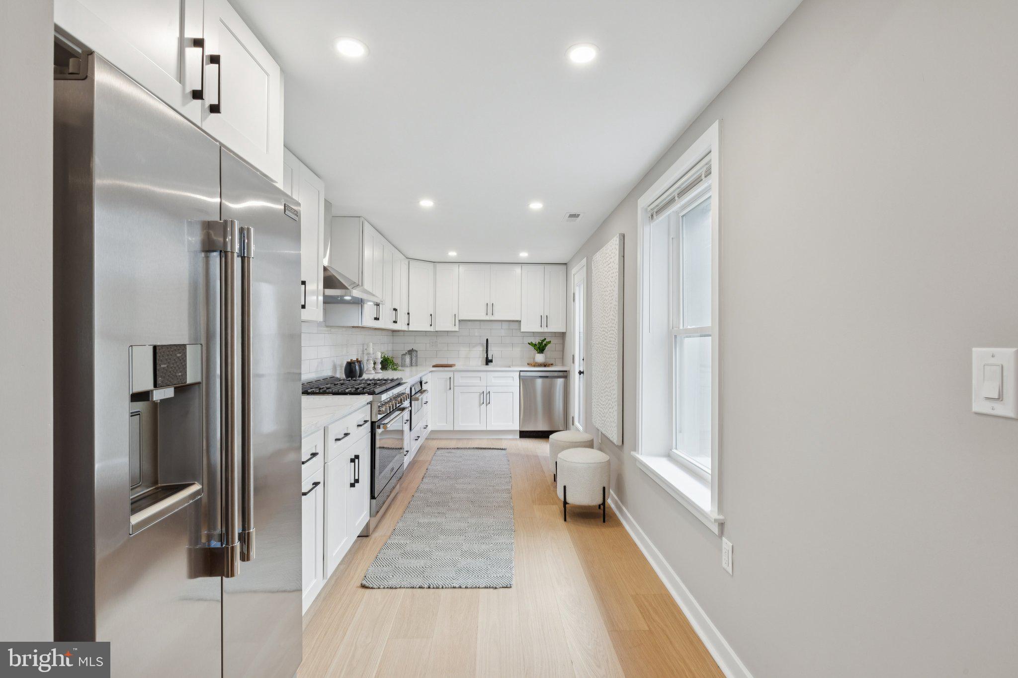 FAIRMOUNT - Residential