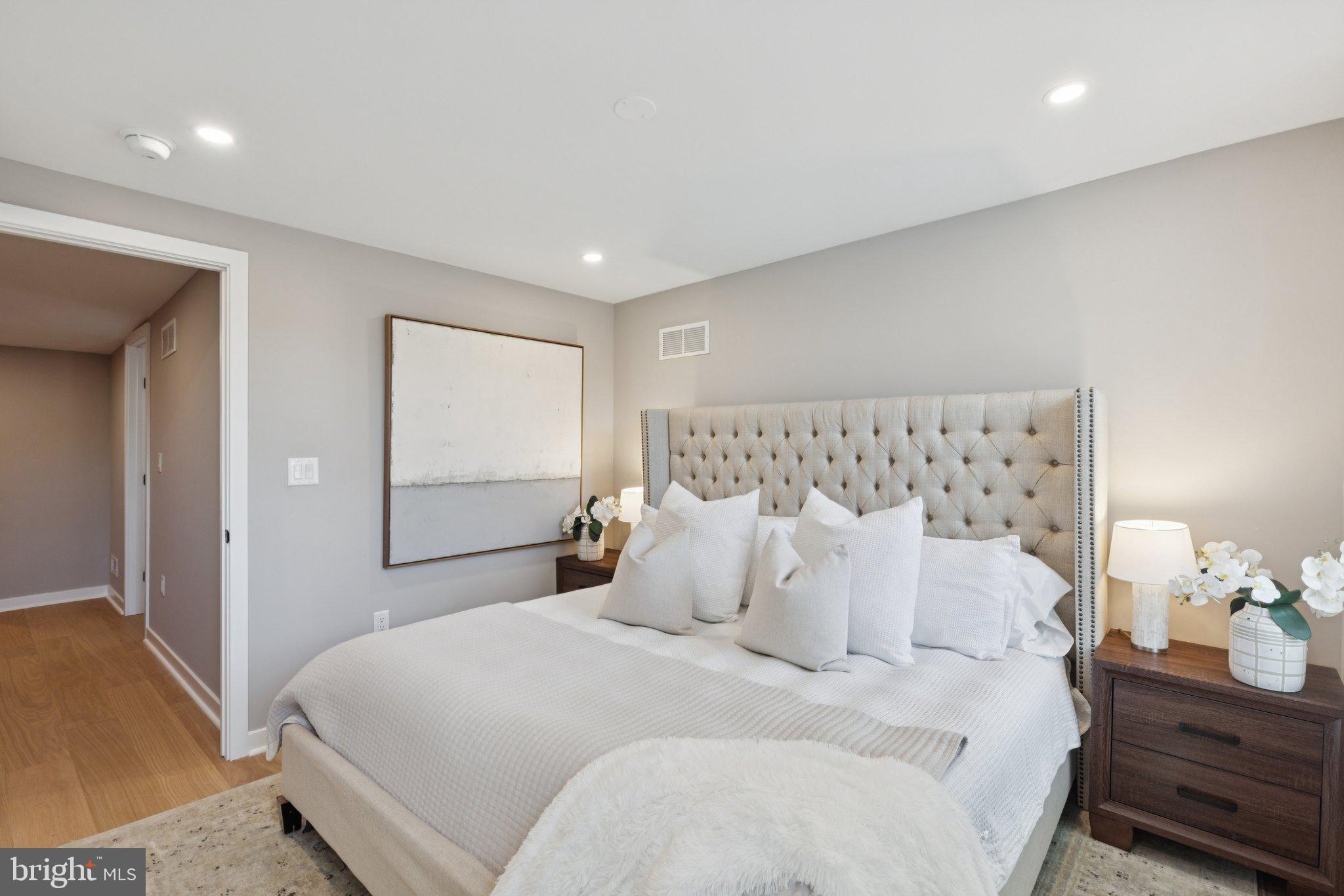 FAIRMOUNT - Residential