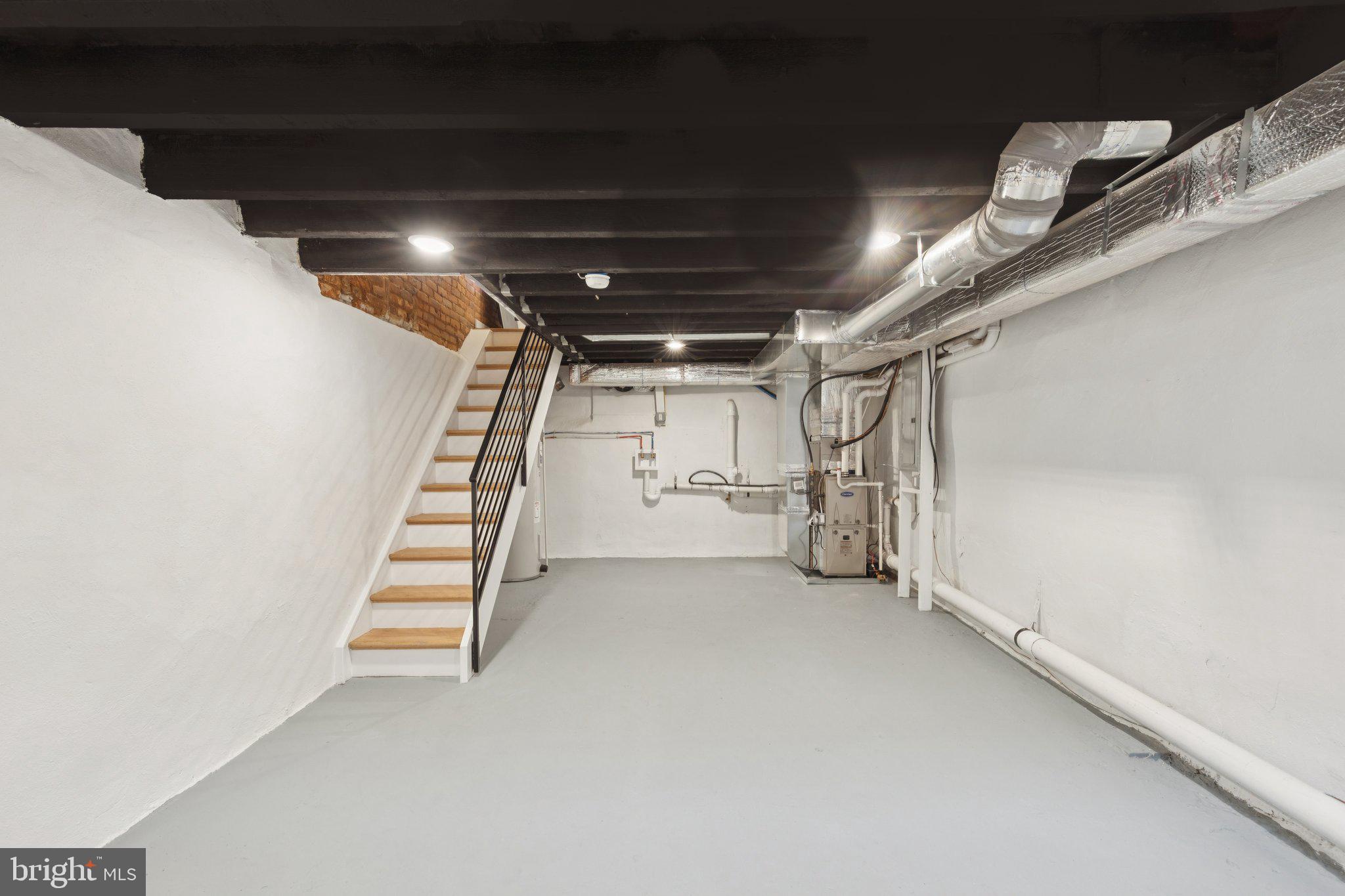 FAIRMOUNT - Residential