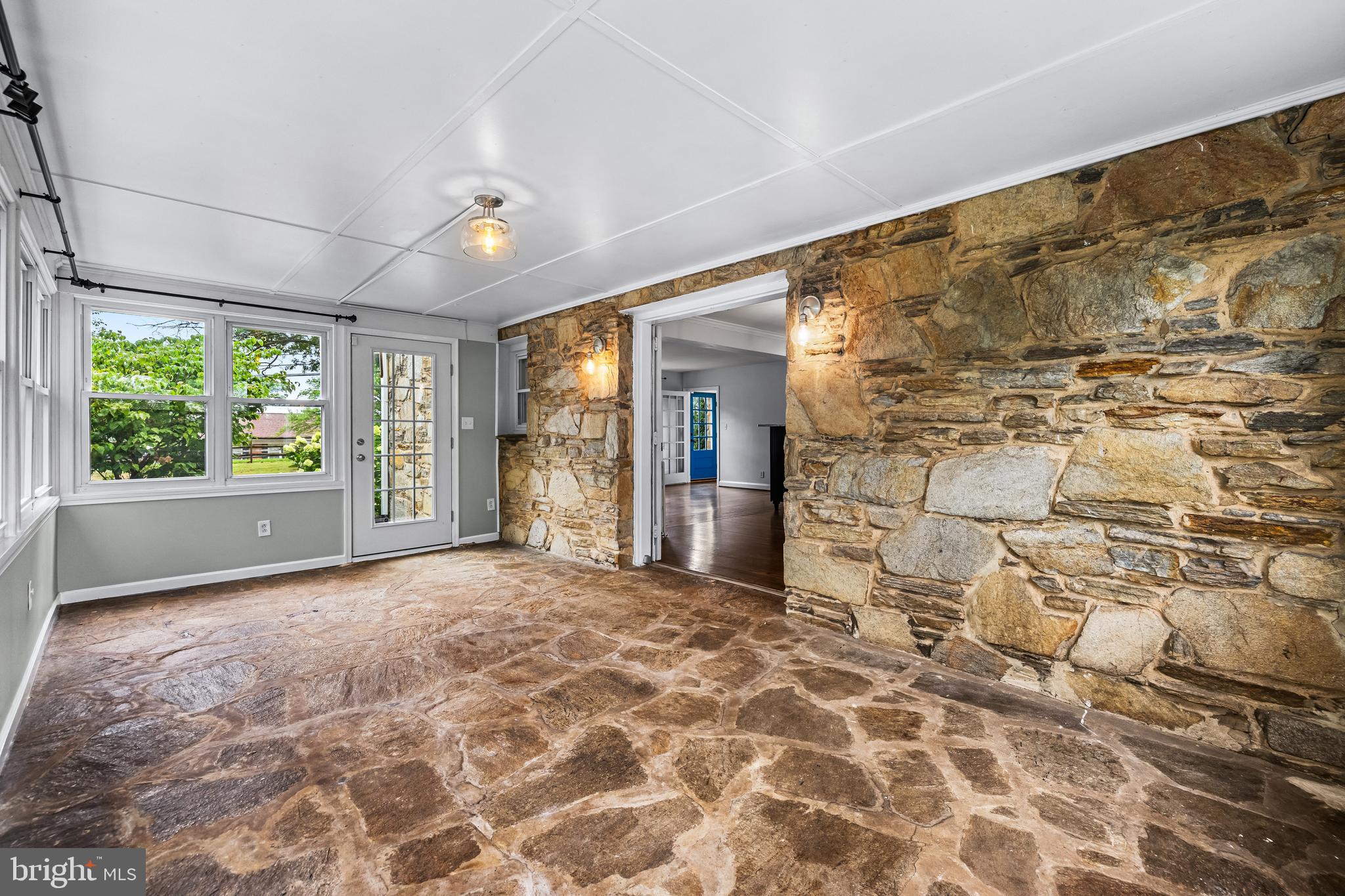 SATYR HILL - Residential