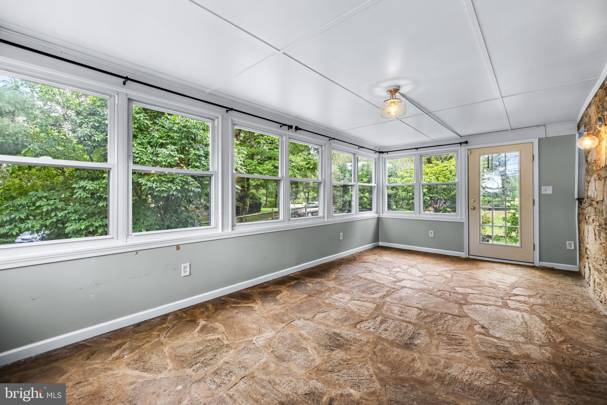 SATYR HILL - Residential