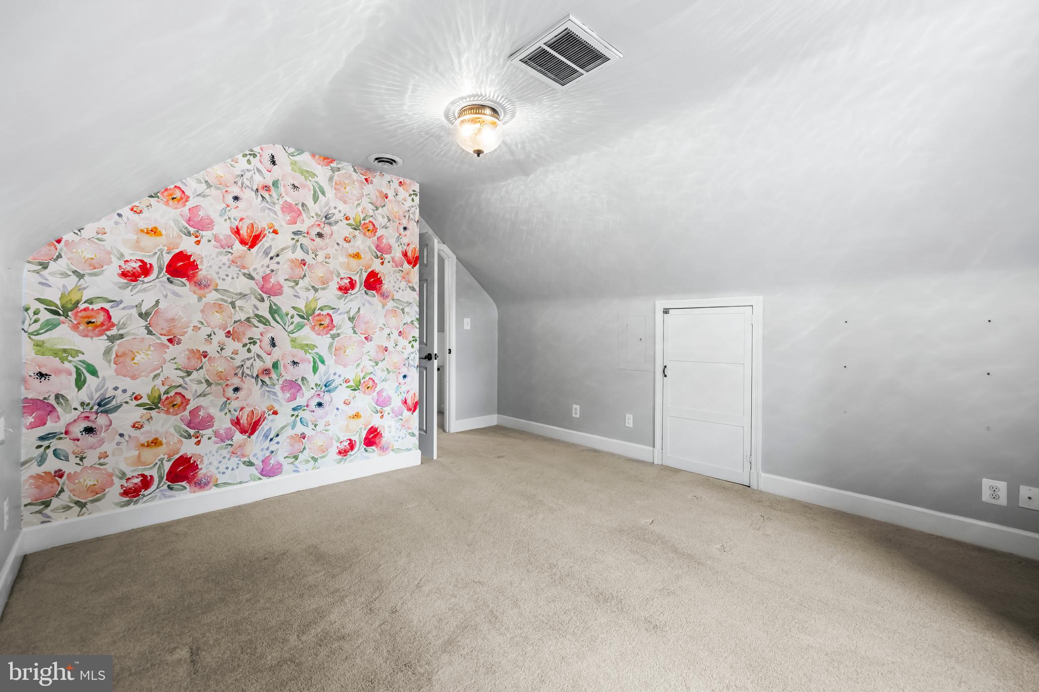 SATYR HILL - Residential