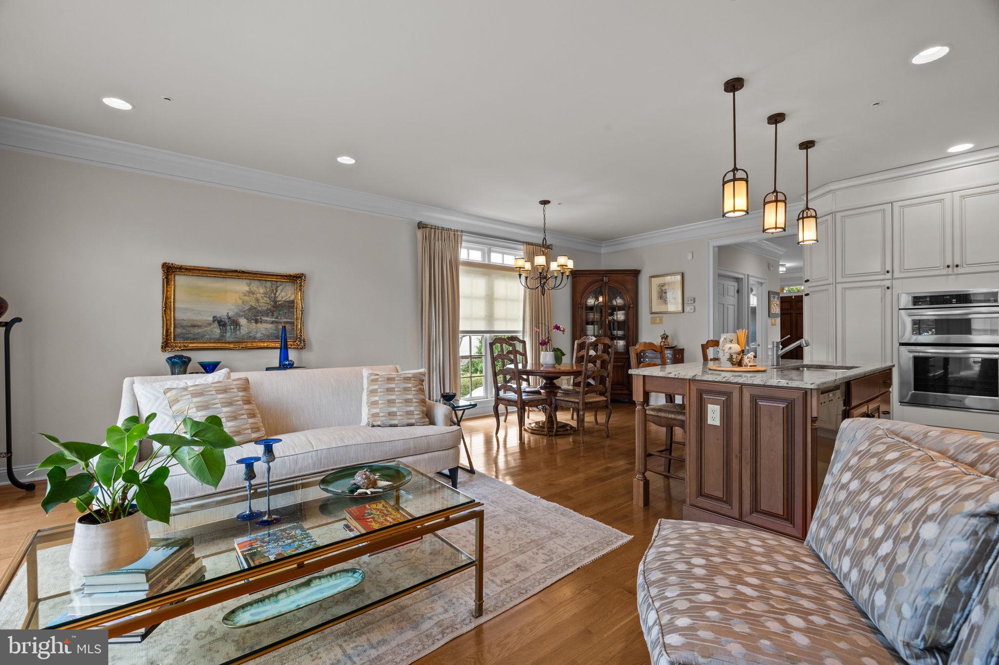 PHILLIPS COURT - Residential