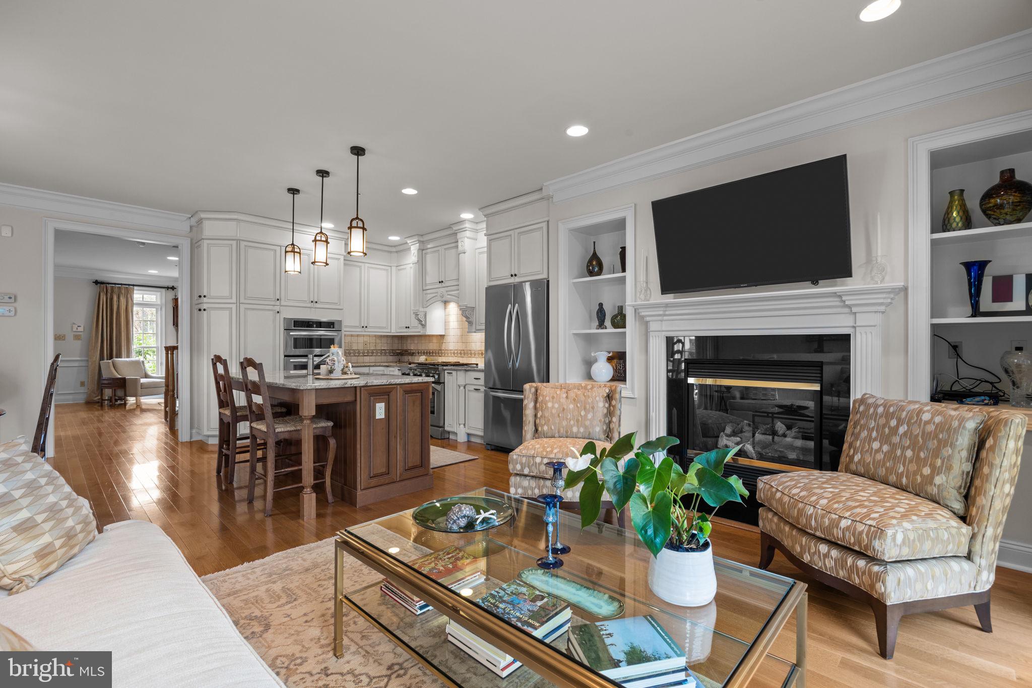 PHILLIPS COURT - Residential