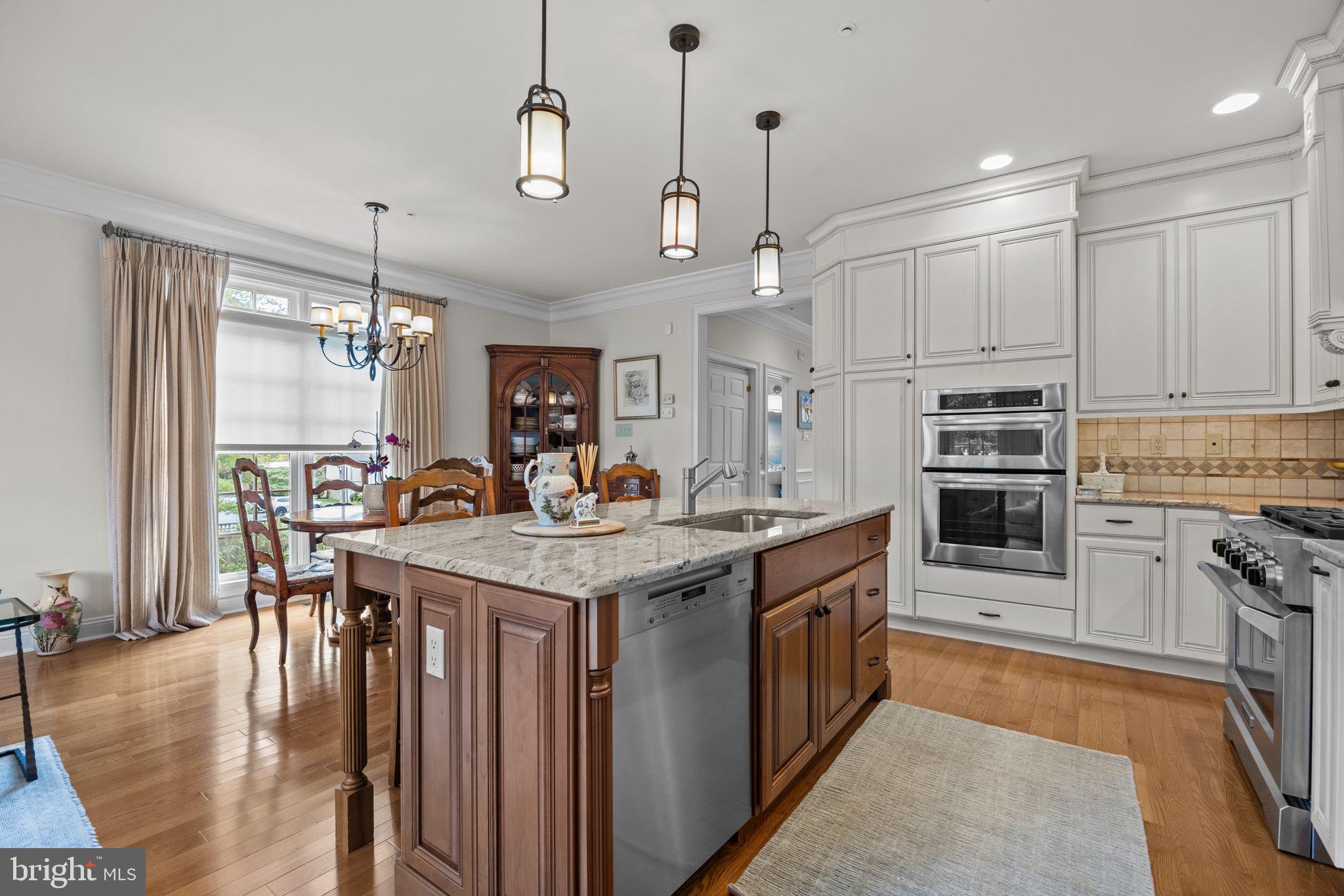 PHILLIPS COURT - Residential