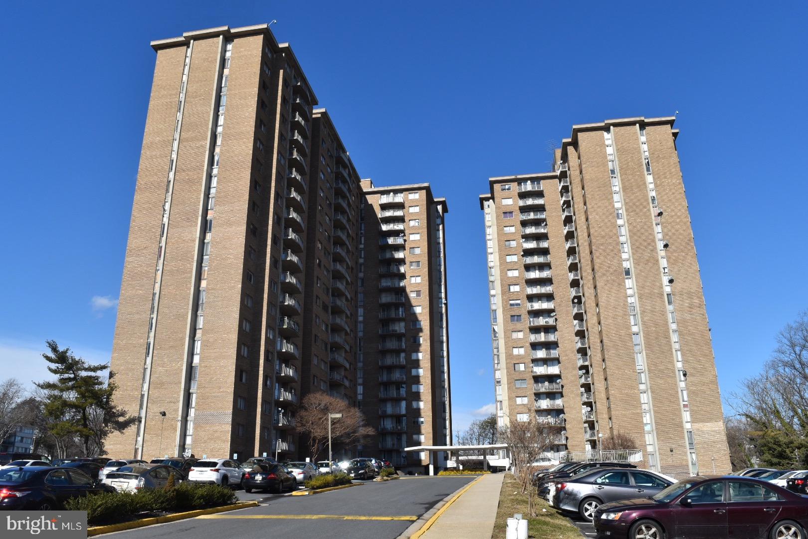 PRESIDENTIAL TOWERS - Residential Lease