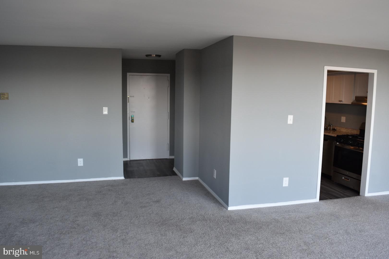 PRESIDENTIAL TOWERS - Residential Lease