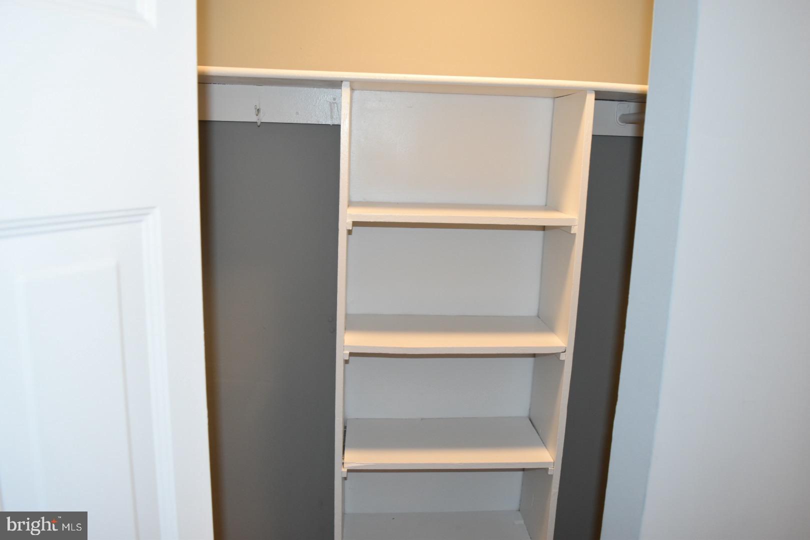 PRESIDENTIAL TOWERS - Residential Lease