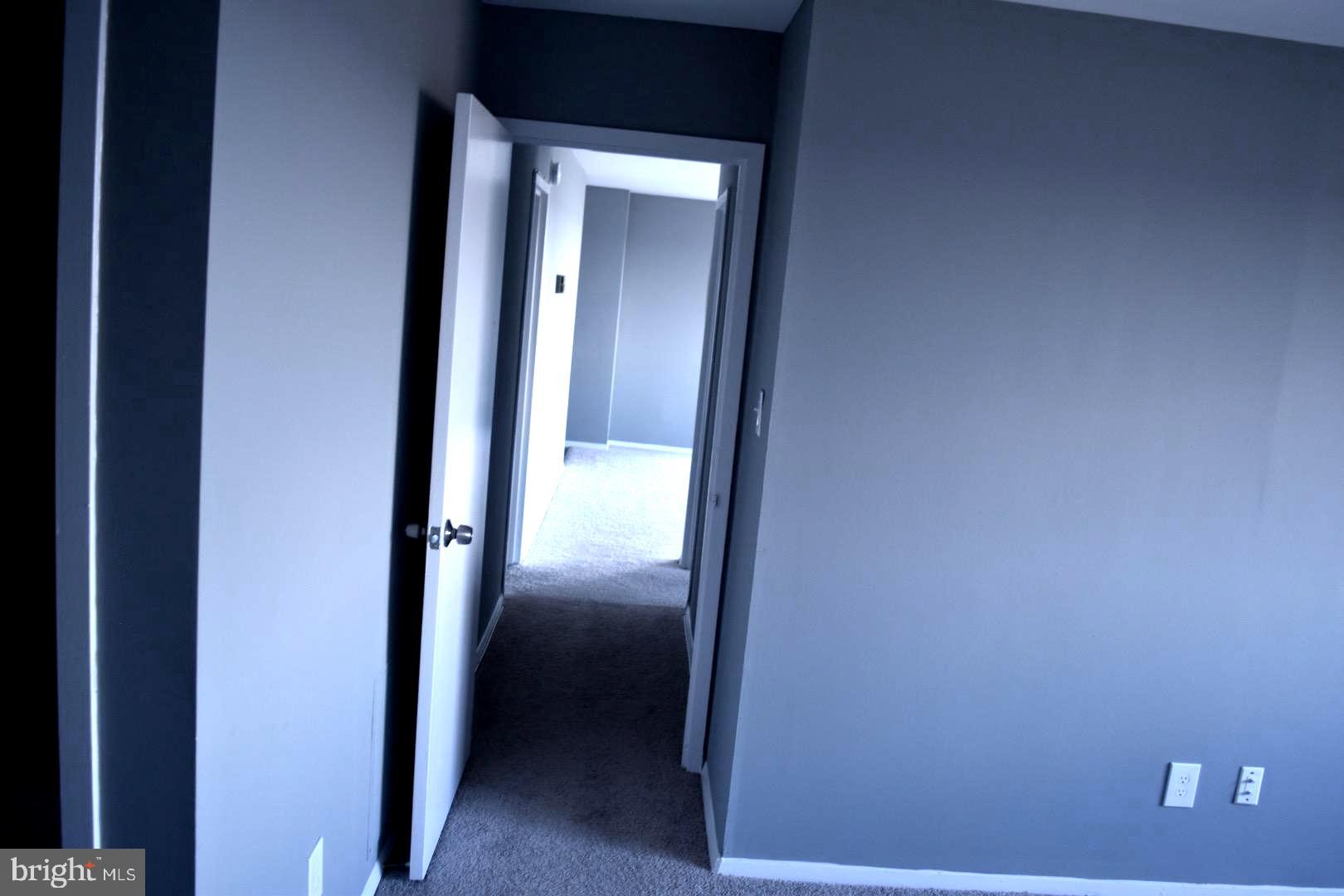 PRESIDENTIAL TOWERS - Residential Lease