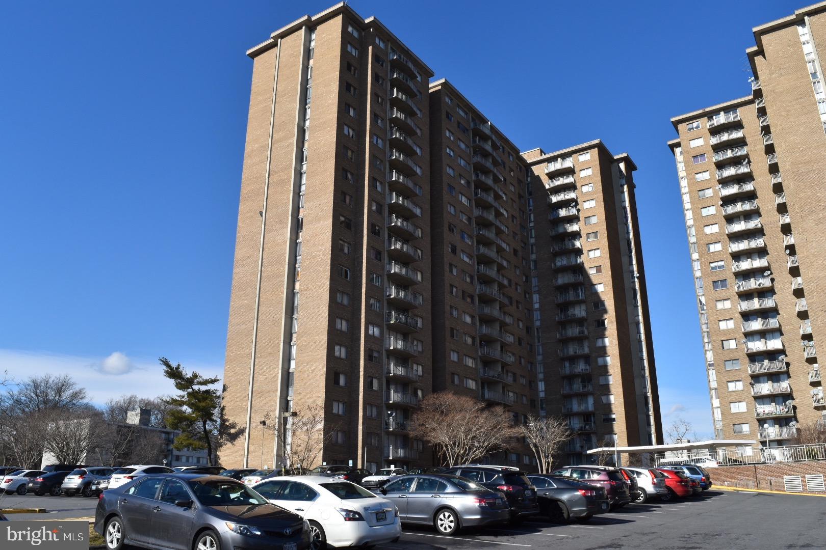 PRESIDENTIAL TOWERS - Residential Lease