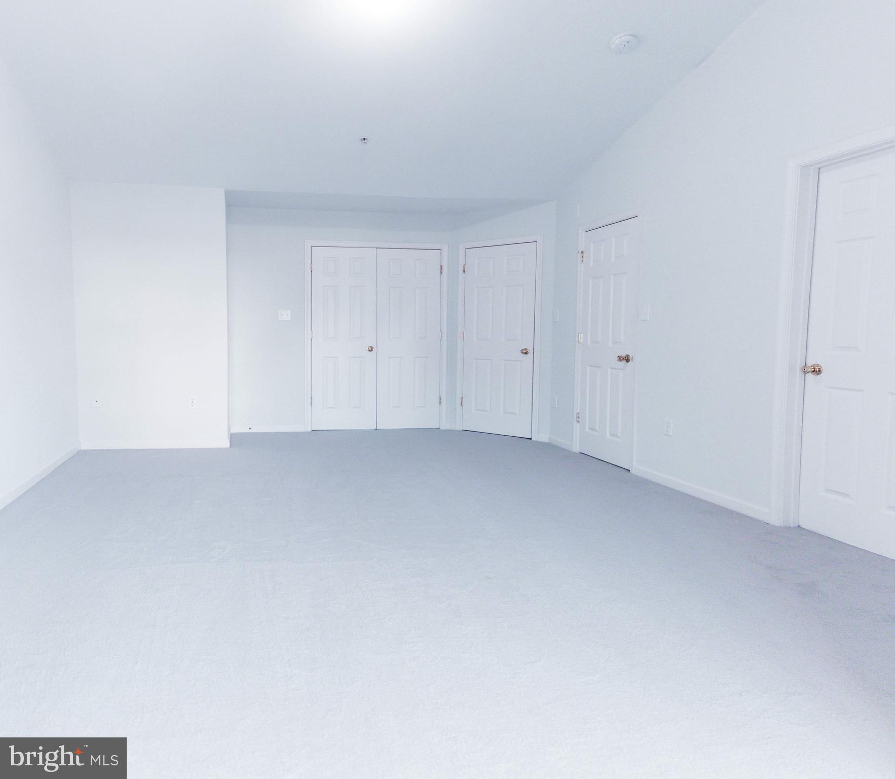 CARRIAGE HILL - Residential