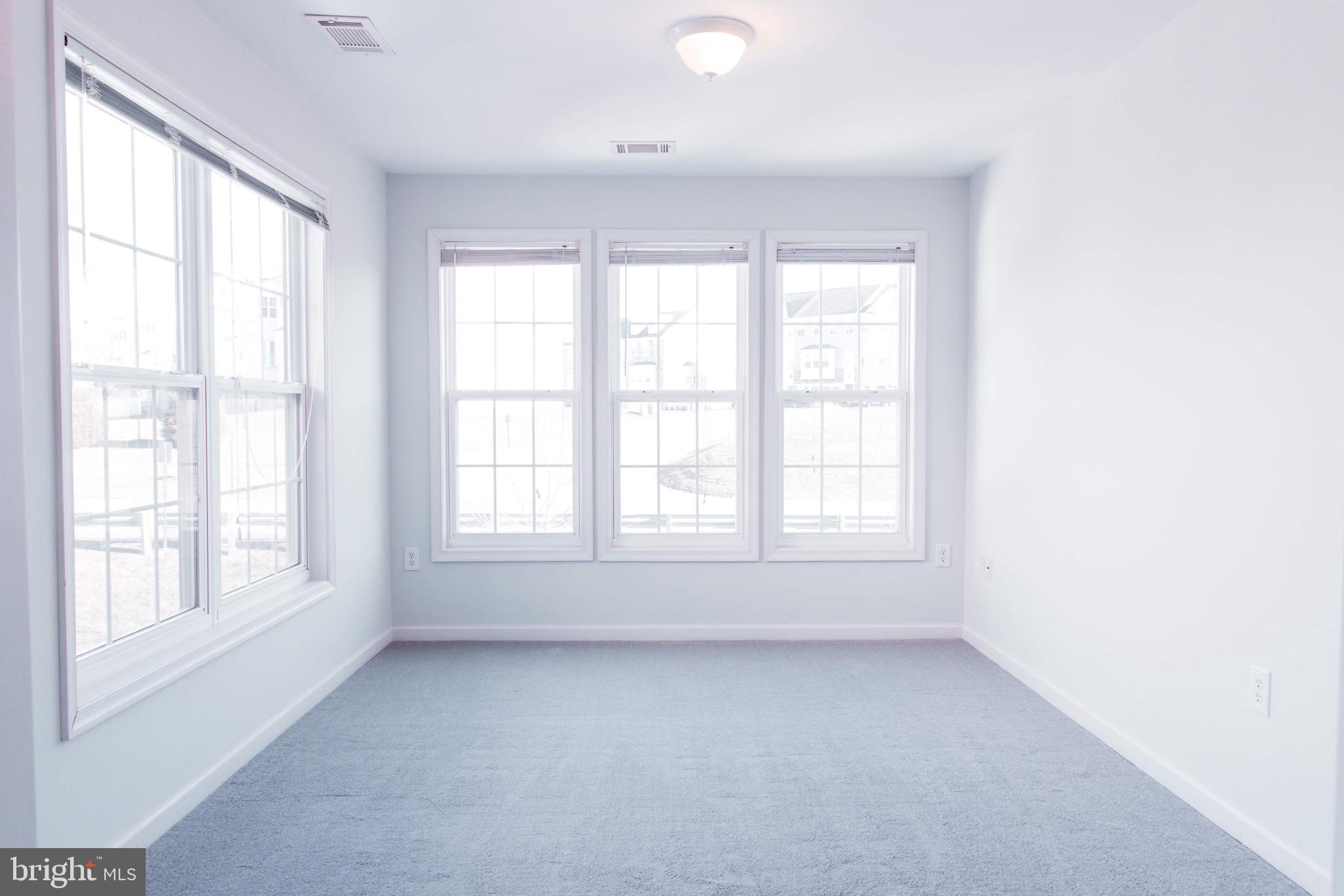 CARRIAGE HILL - Residential