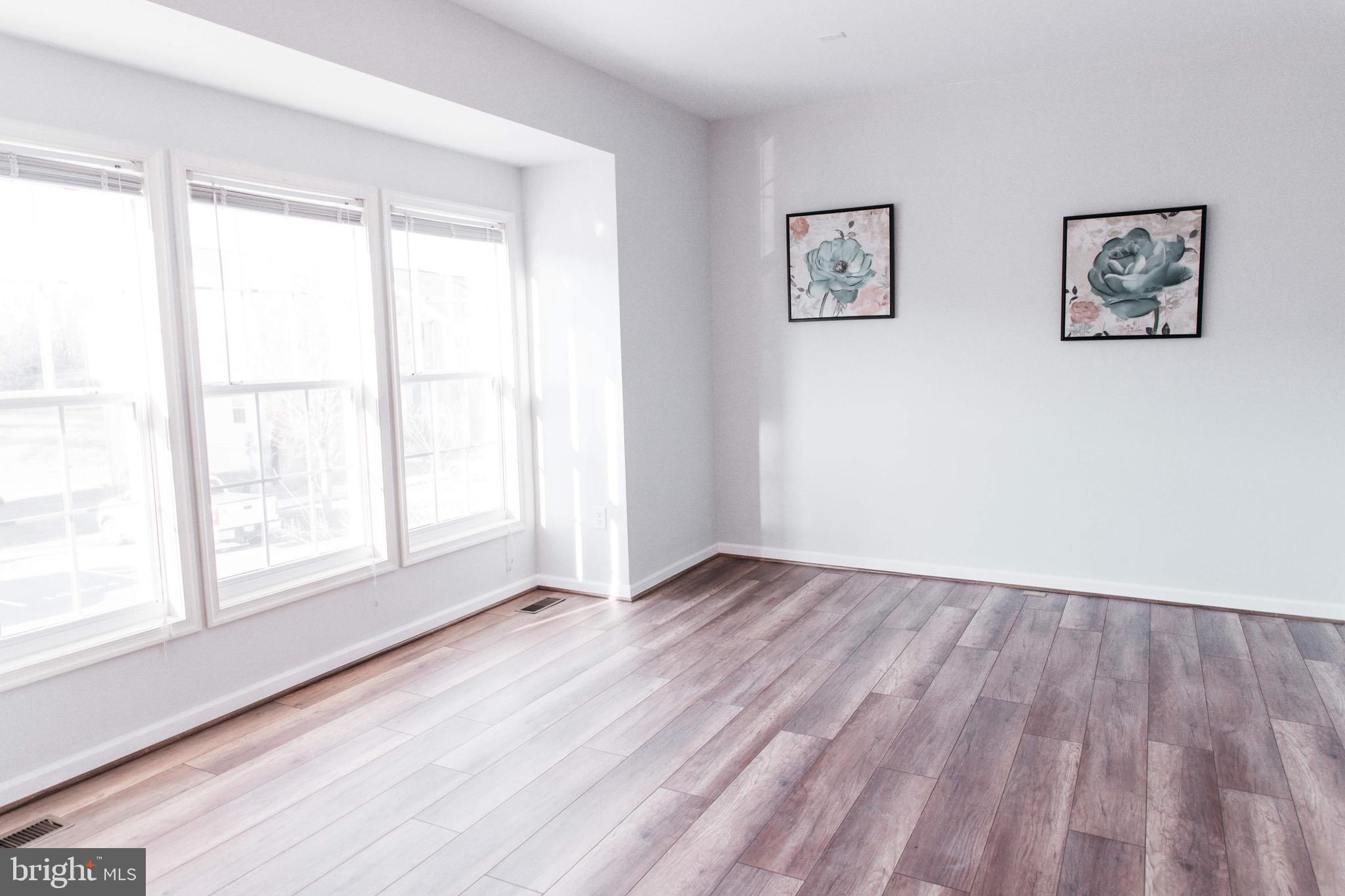 CARRIAGE HILL - Residential