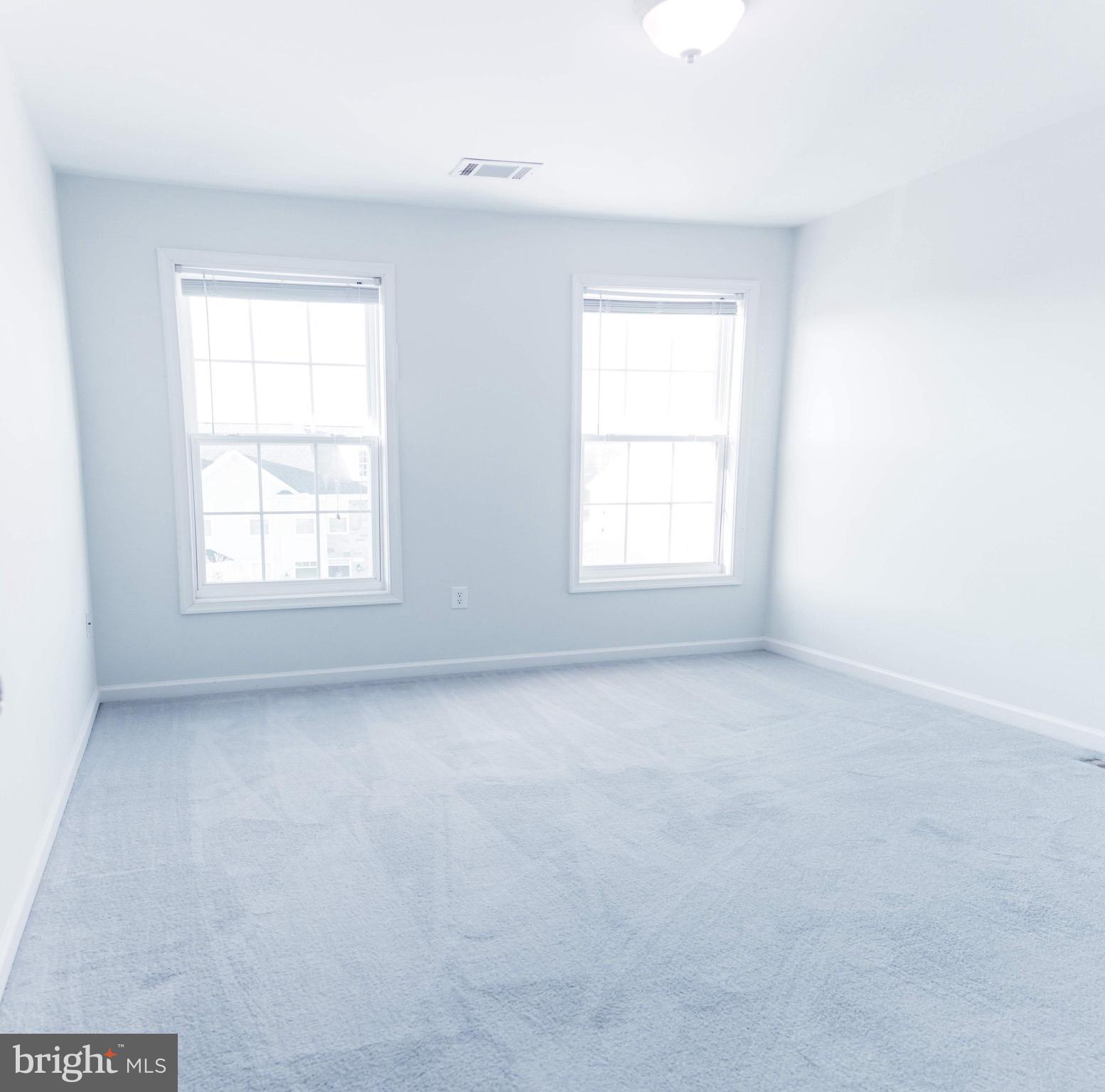 CARRIAGE HILL - Residential