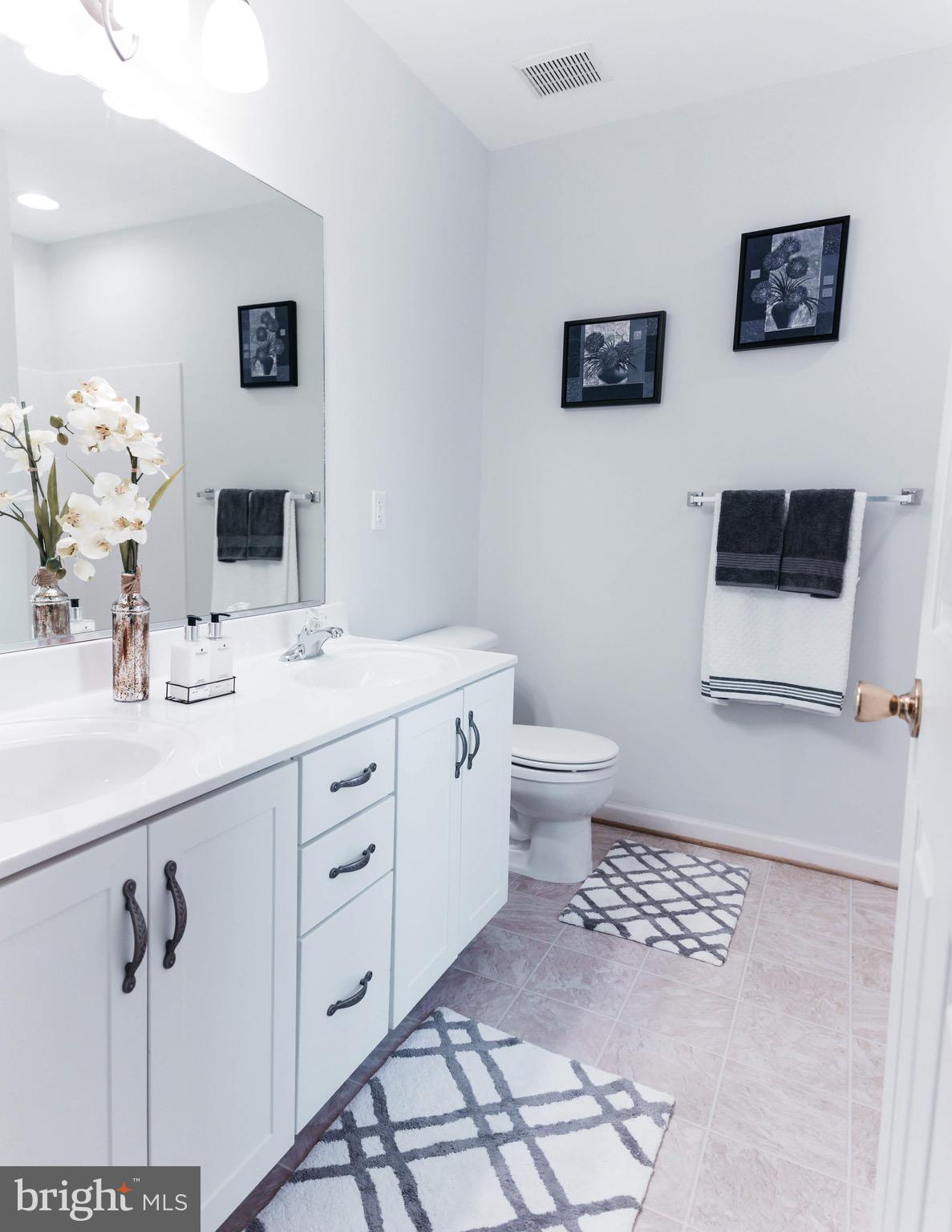 CARRIAGE HILL - Residential