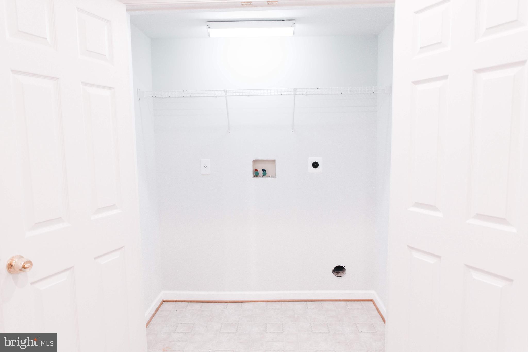 CARRIAGE HILL - Residential