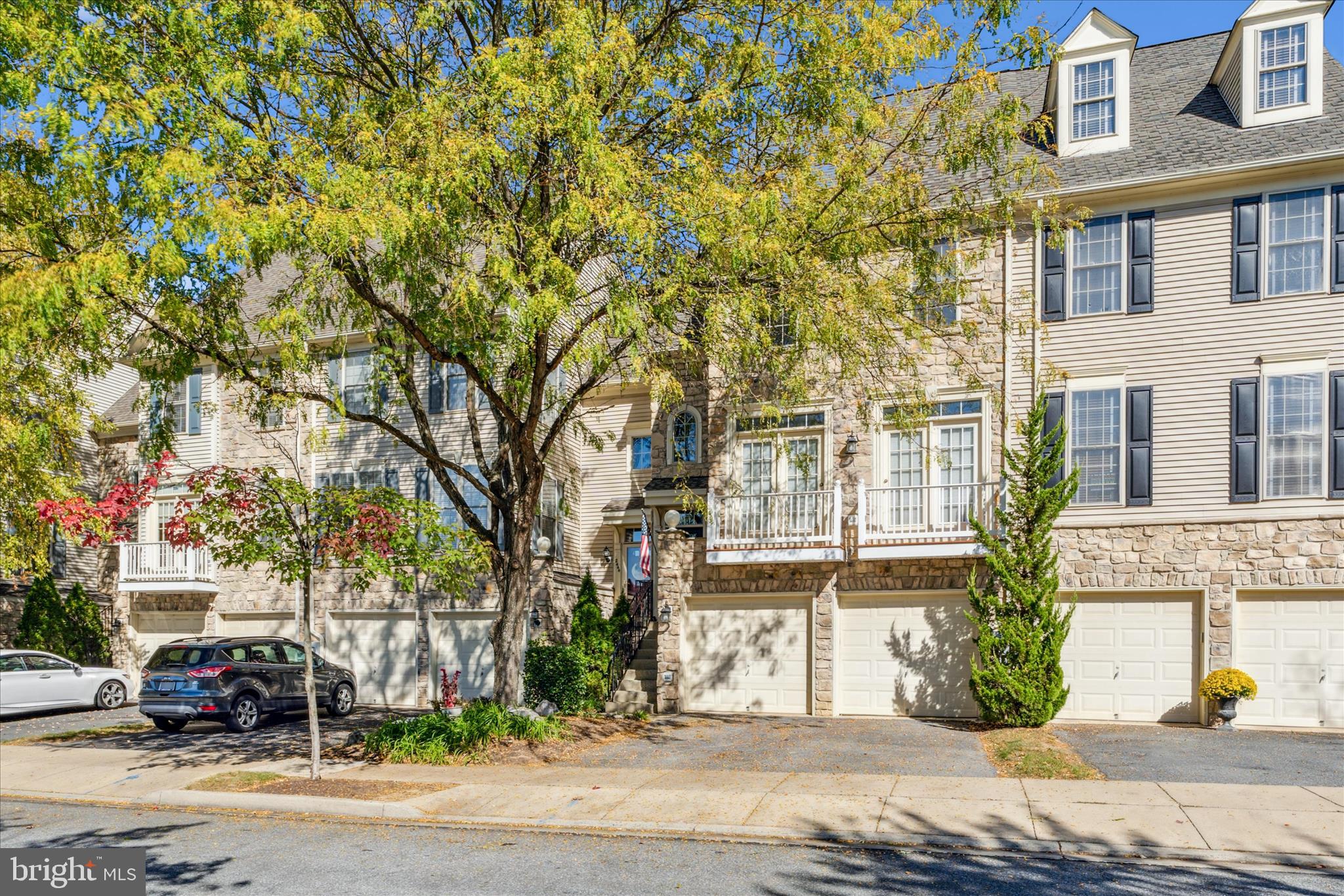 2442 RIPPLING BROOK ROAD