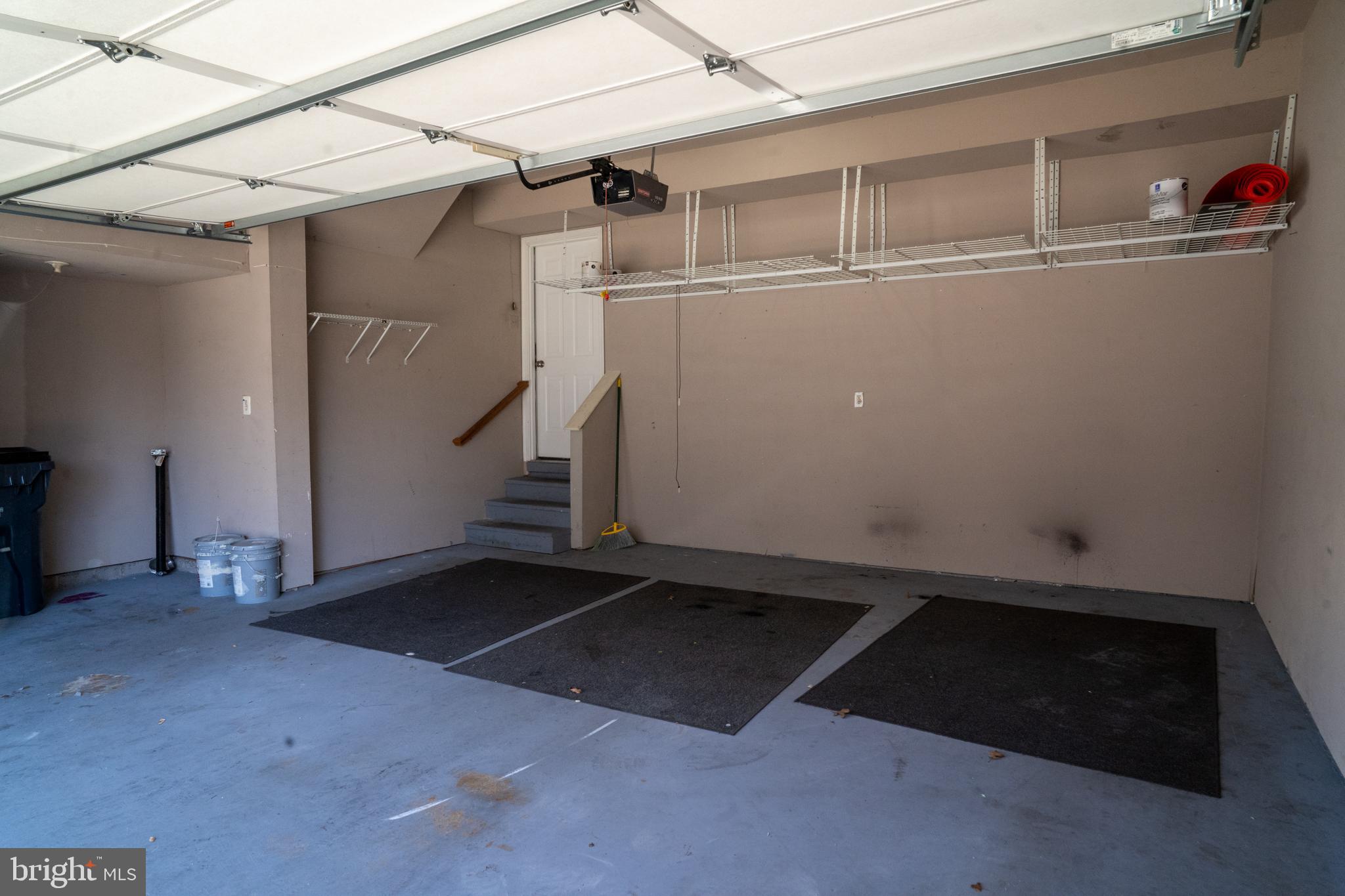 POTOMAC LAKES - Residential Lease