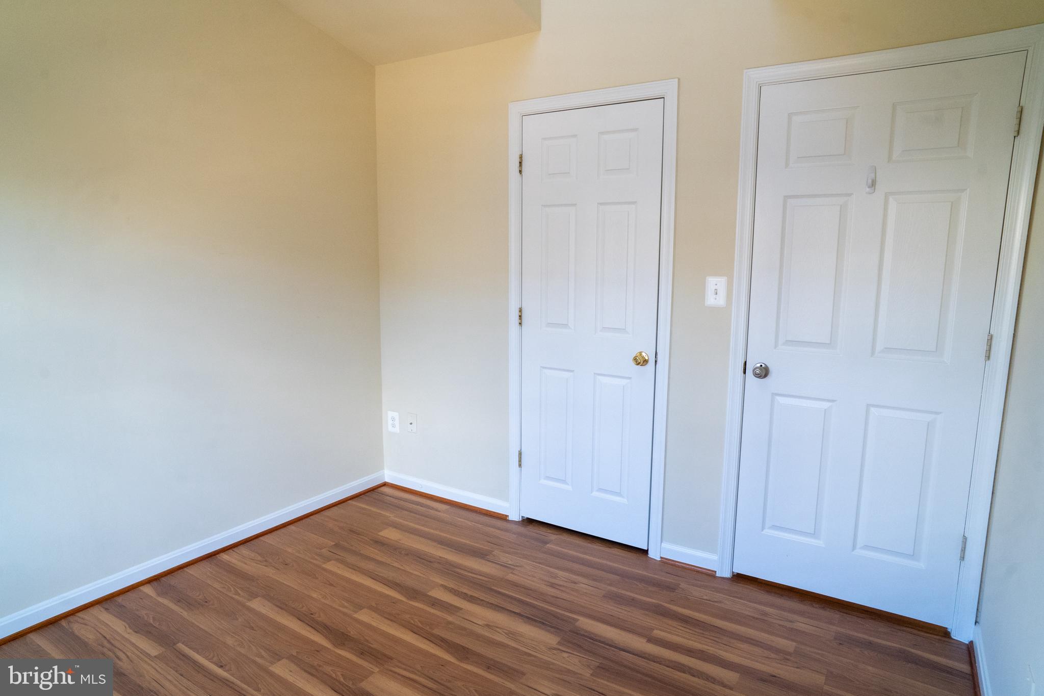 POTOMAC LAKES - Residential Lease