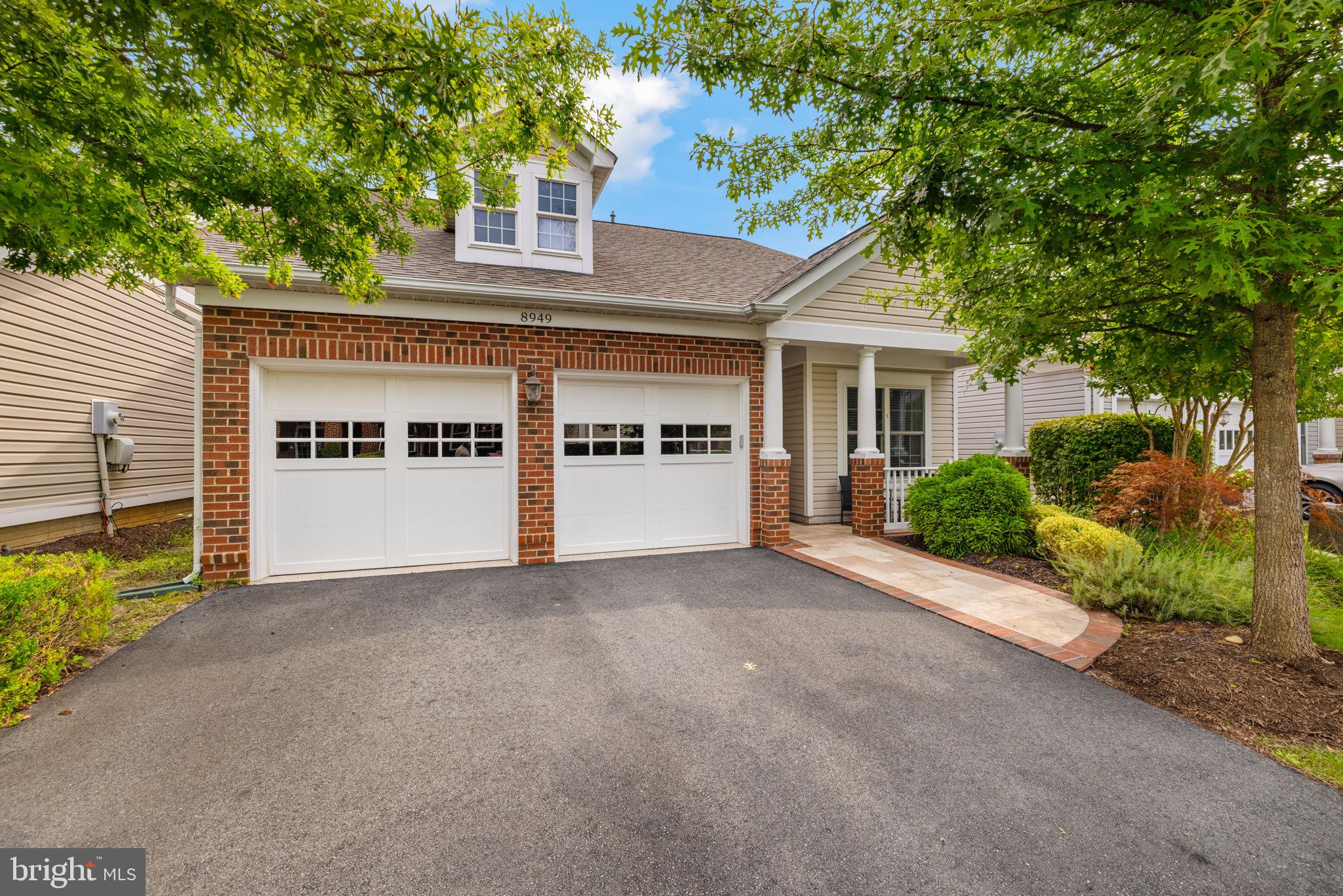 8949 YELLOW DAISY PLACE