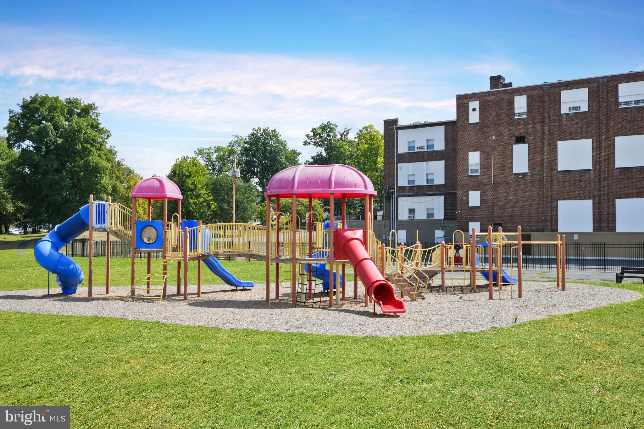 HAGERSTOWN - Residential