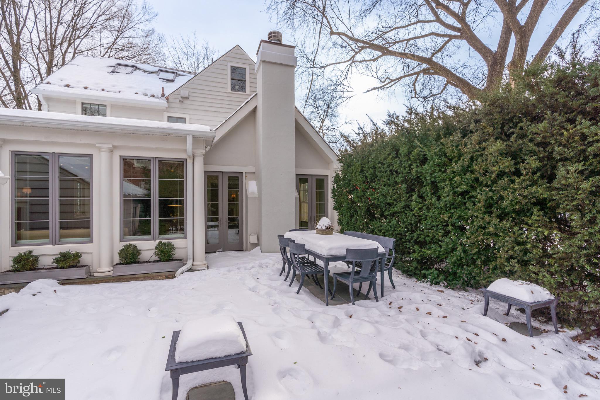OBSERVATORY CIRCLE - Residential