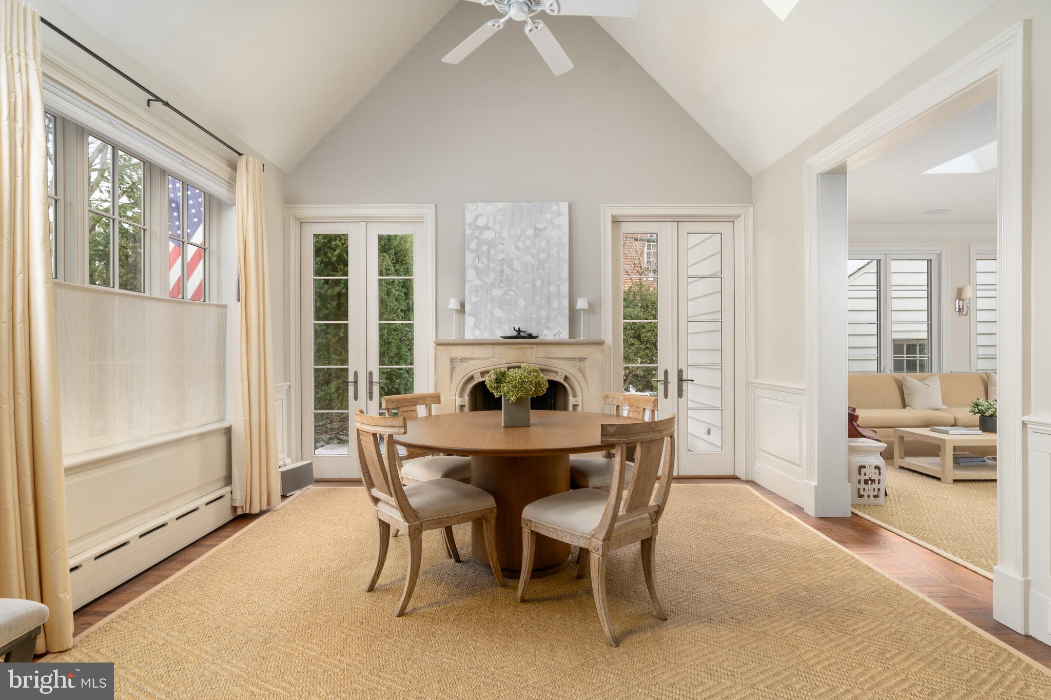 OBSERVATORY CIRCLE - Residential