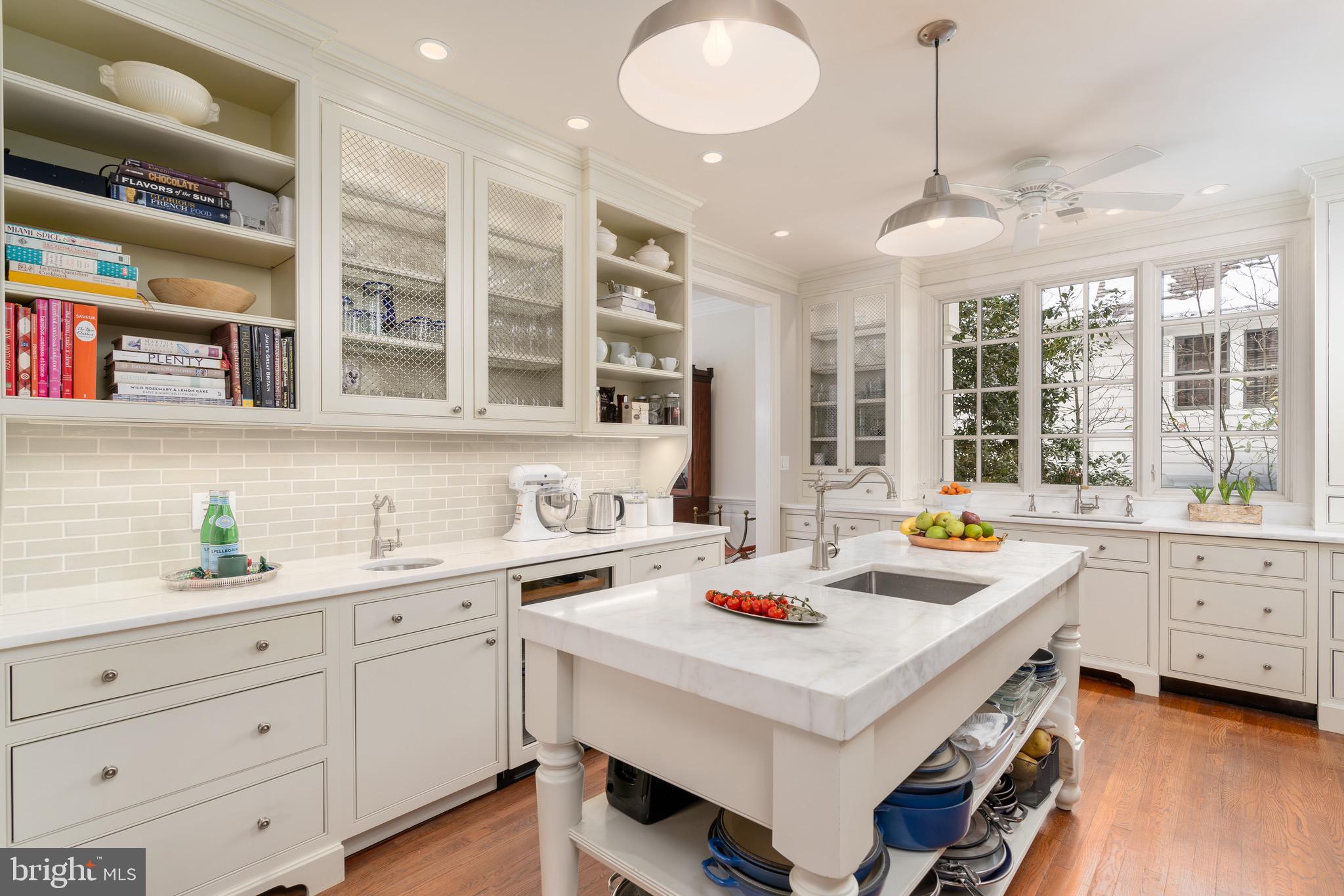 OBSERVATORY CIRCLE - Residential