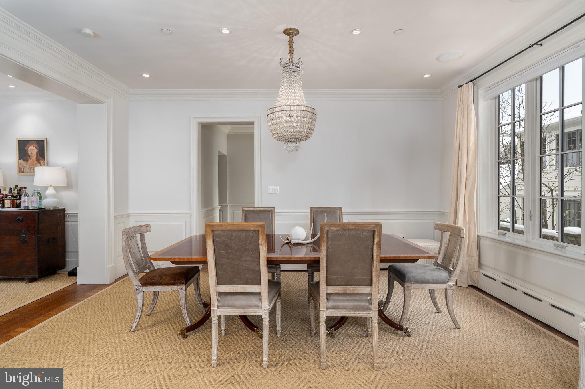OBSERVATORY CIRCLE - Residential