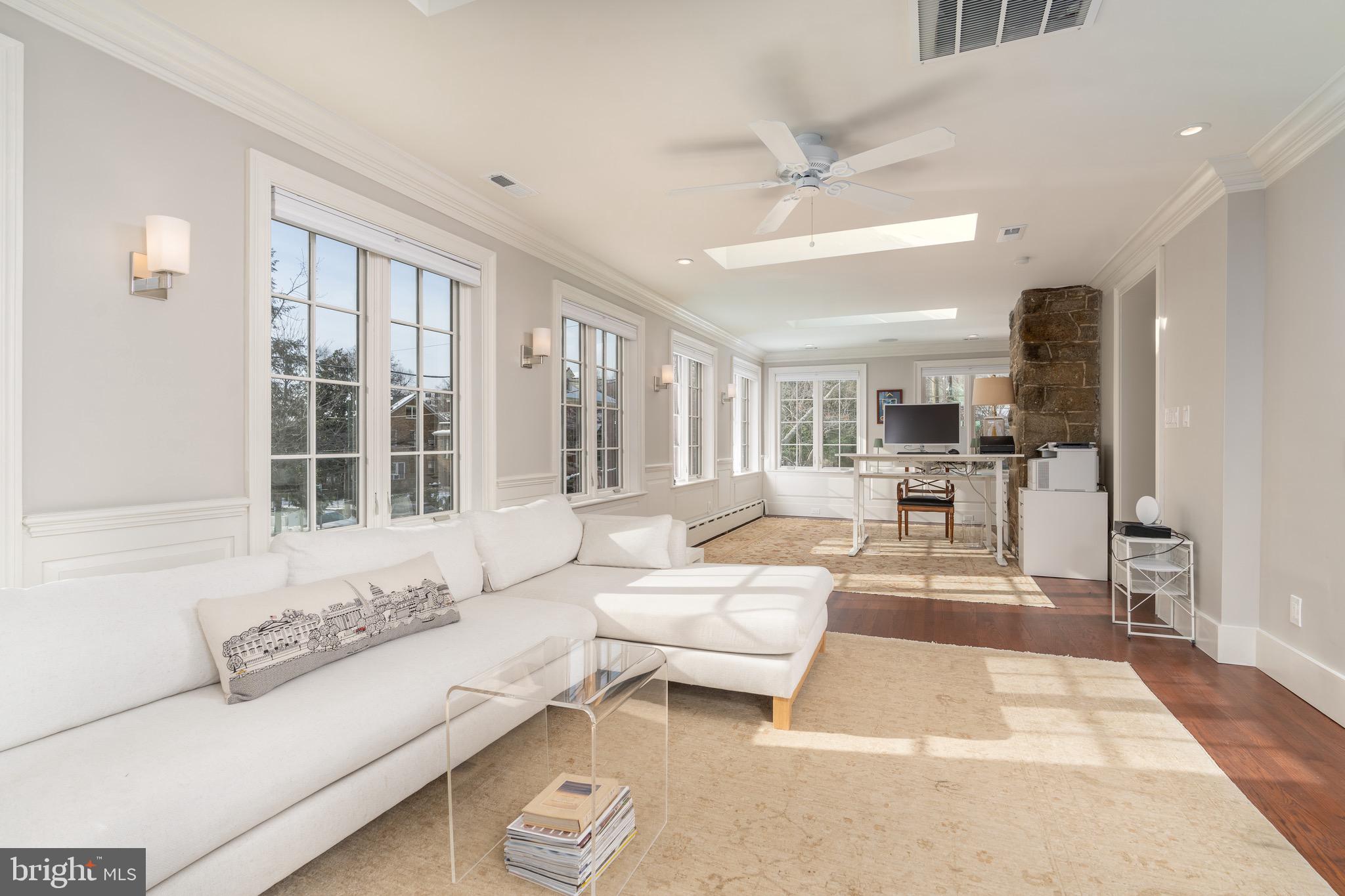 OBSERVATORY CIRCLE - Residential