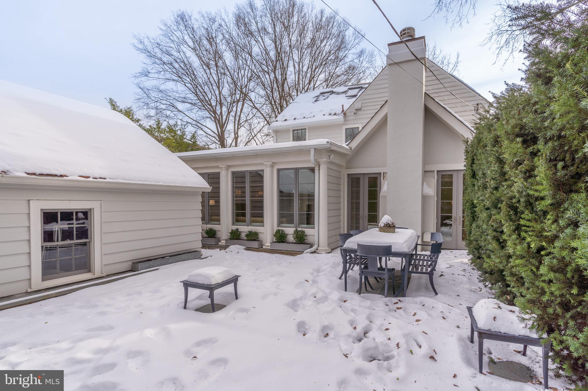 OBSERVATORY CIRCLE - Residential