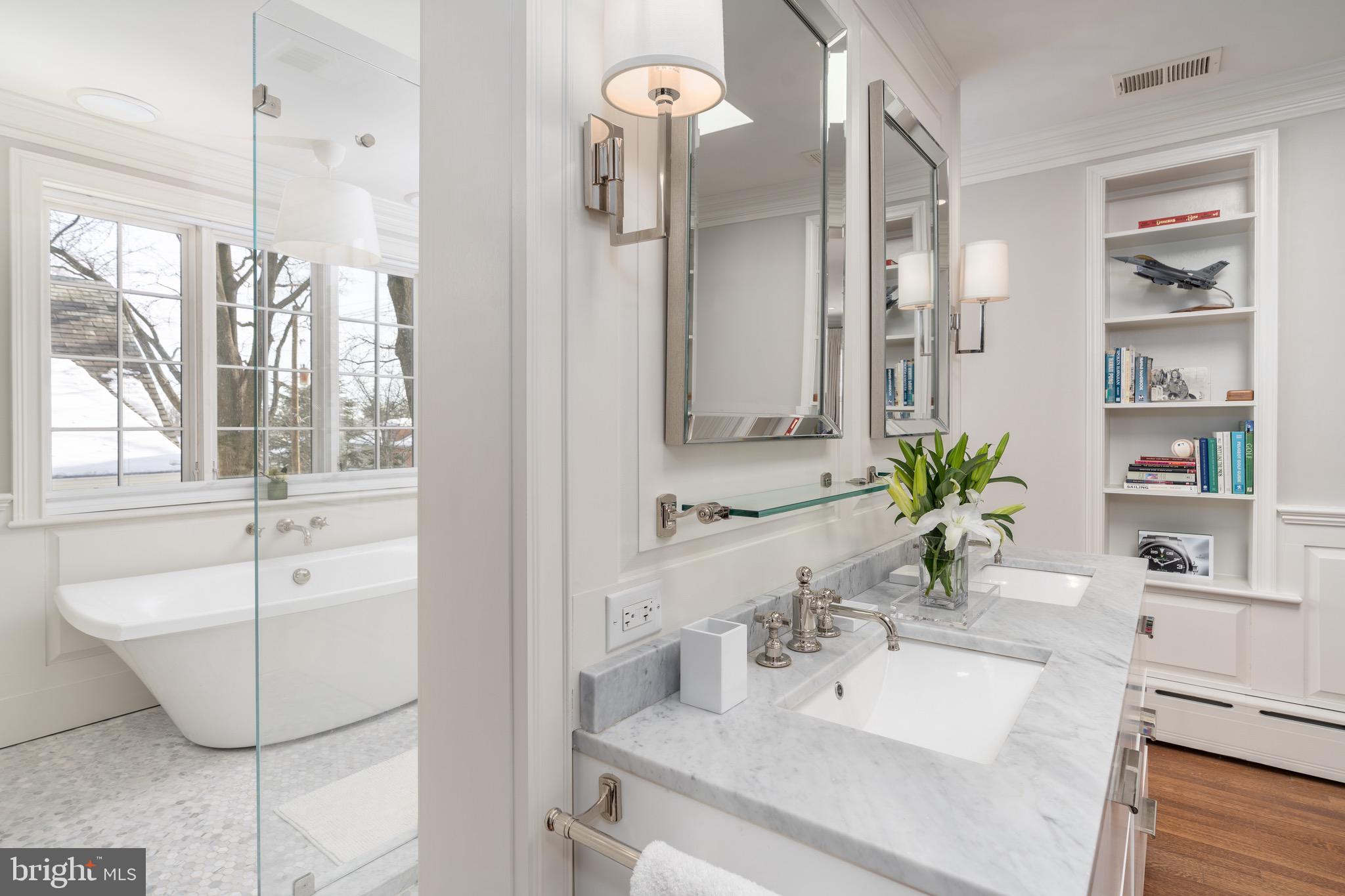 OBSERVATORY CIRCLE - Residential