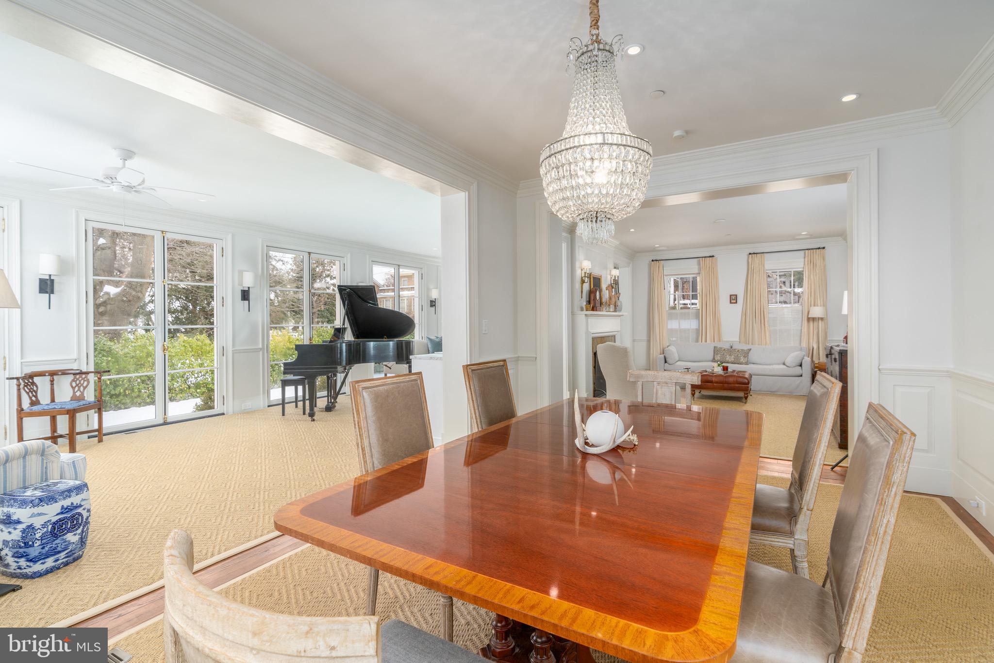 OBSERVATORY CIRCLE - Residential