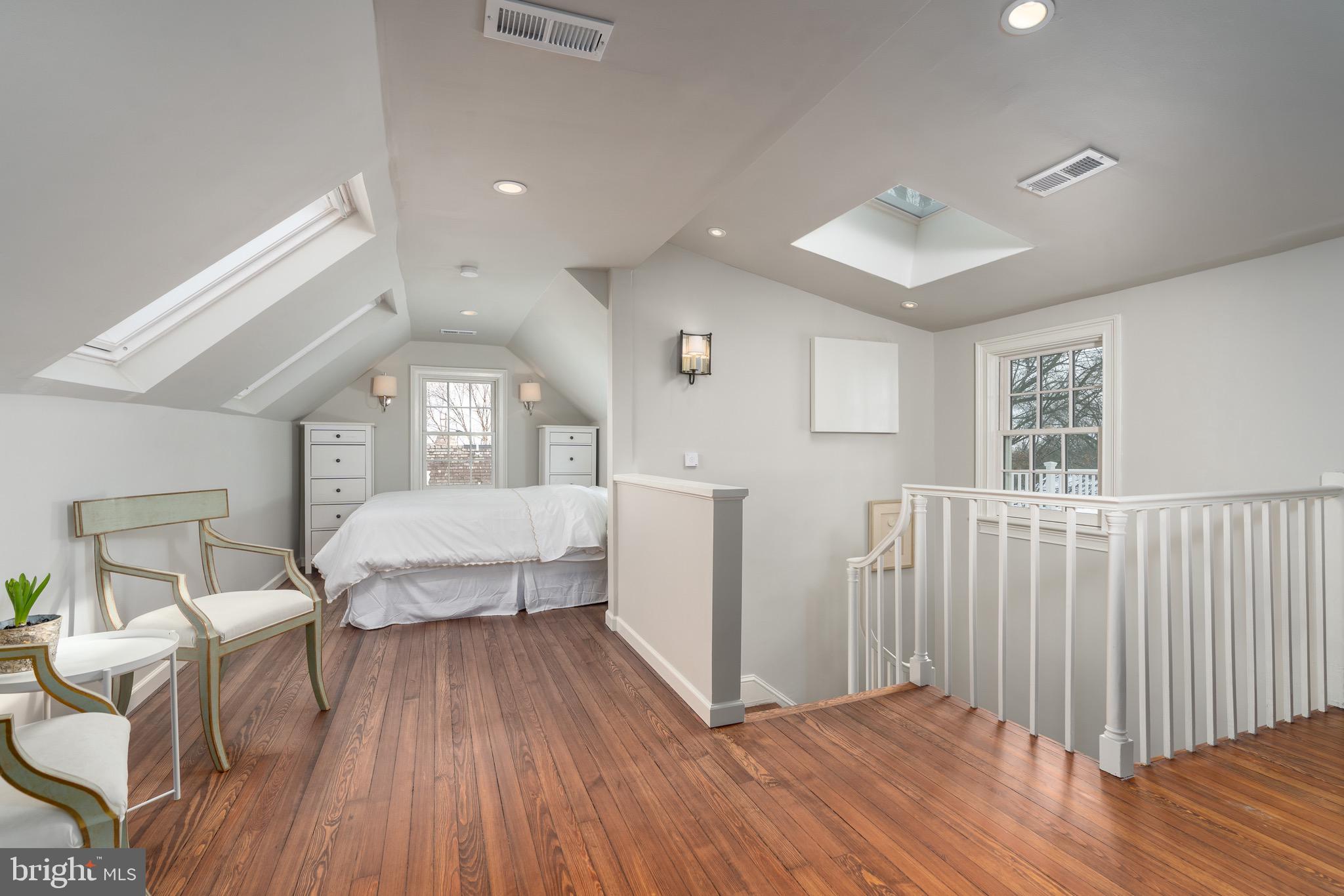 OBSERVATORY CIRCLE - Residential