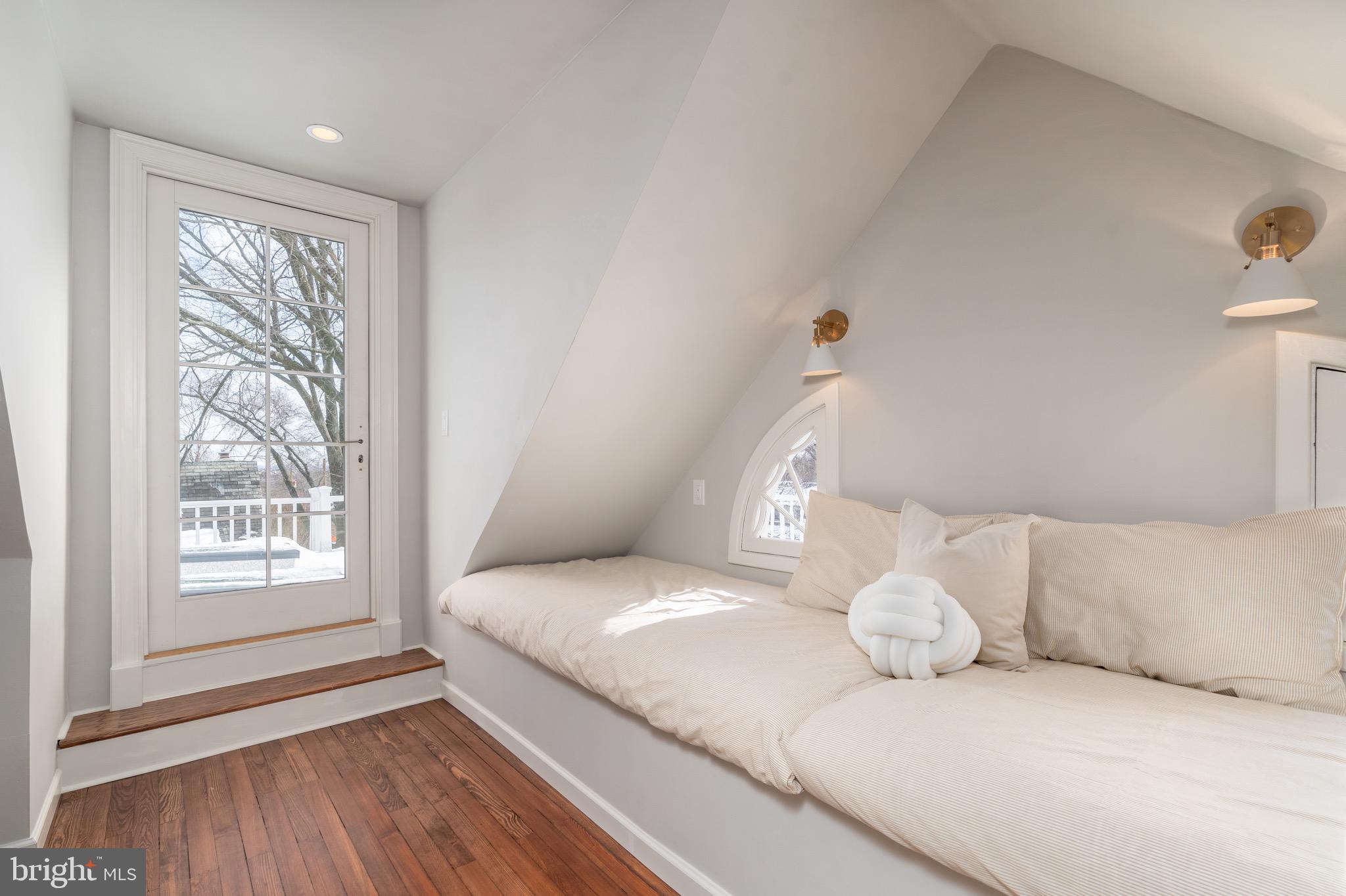 OBSERVATORY CIRCLE - Residential