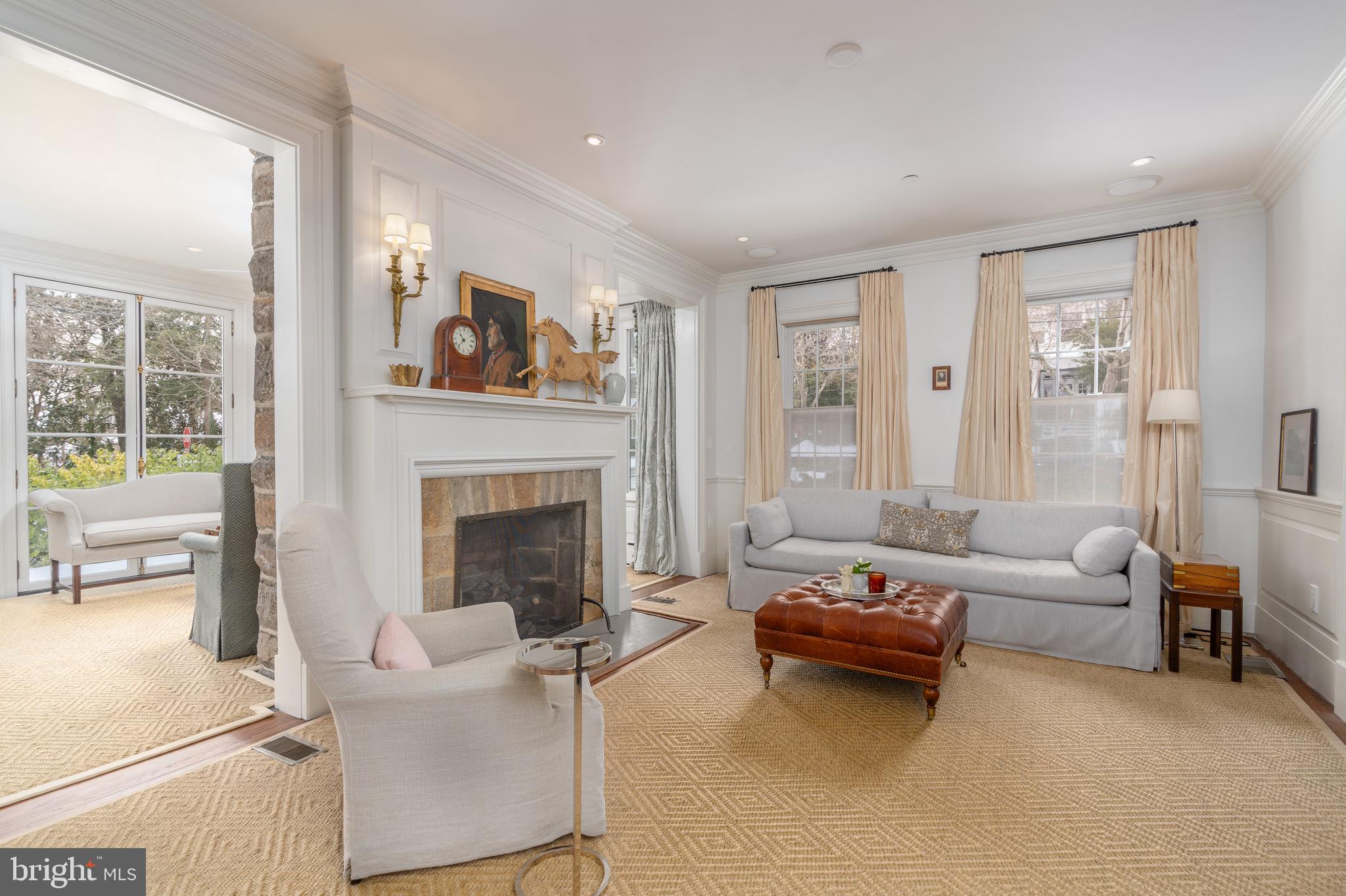 OBSERVATORY CIRCLE - Residential