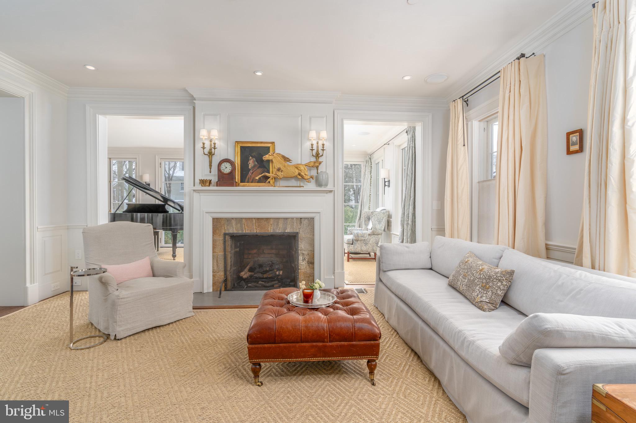 OBSERVATORY CIRCLE - Residential