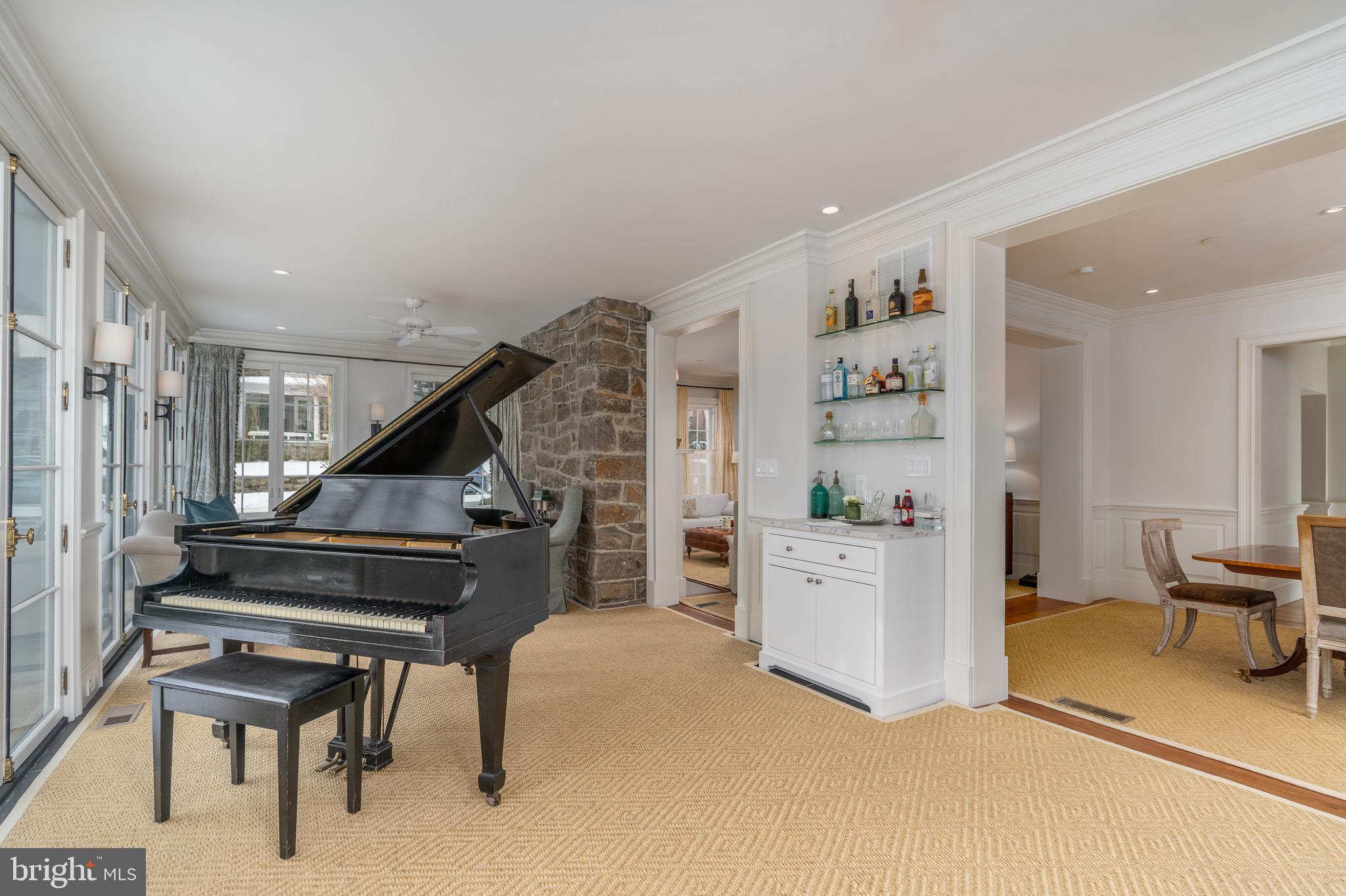 OBSERVATORY CIRCLE - Residential