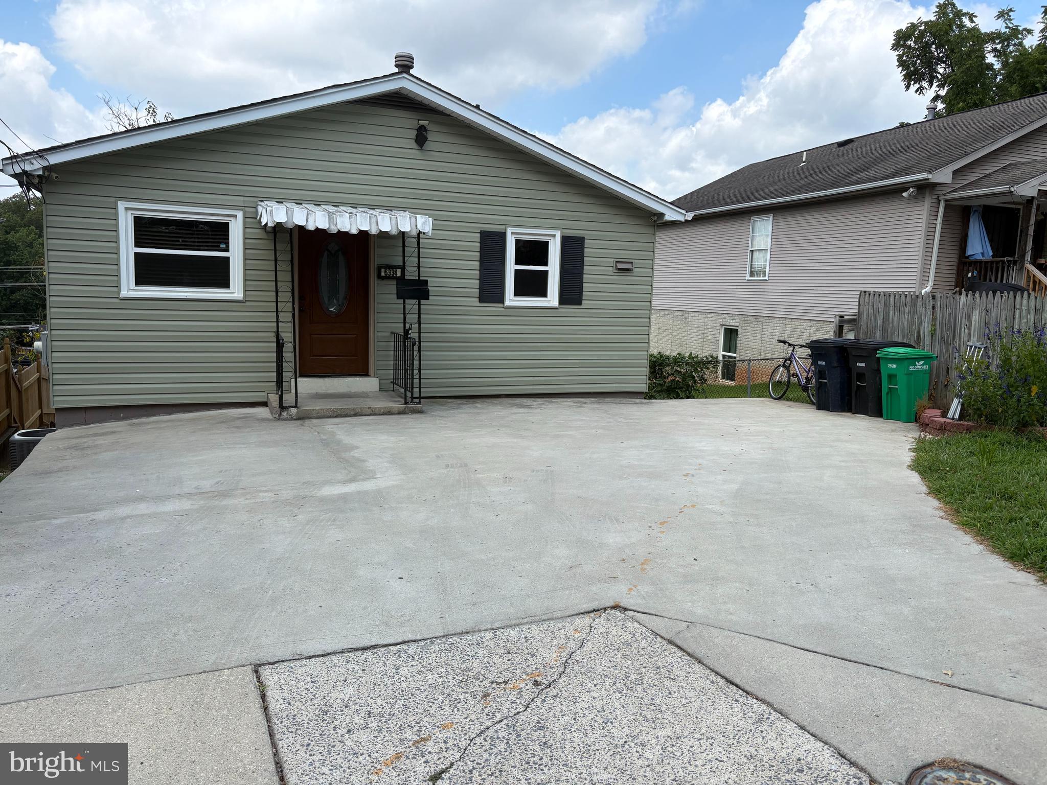 This spacious rambler just needs a little TLC to truly shine again! Ideally located for anyone who relies on public transportation, this home offers both convenience and comfort.
The main level features 3 bedrooms and 1 full bathroom, while the lower level includes a fully finished basement with a full bath, kitchen, nice size bedroom and potential second bedroom, perfect for guest or rental income.
Enjoy the ample parking with a driveway that fits at least 3 cars plus additional off street parking.
Some upgrades have already been completed including a new HVAC installed 3 years ago.
This is a great opportunity to invest in a solid home in a desirable location-bring your vision and make it yr own. DECK IS TOTALLY AS IS, SELLER WILL NOT MAKE REPAIRS IN GENERAL TO THE HOUSE.