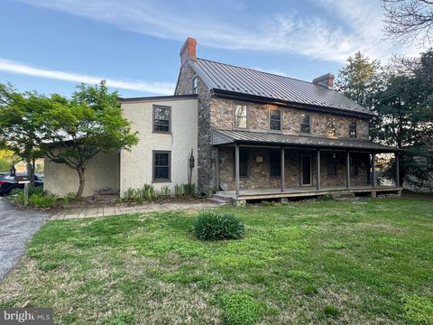 Photo of 702 Lenape Road, WEST CHESTER, PA 19382 (MLS # PACT2122990)