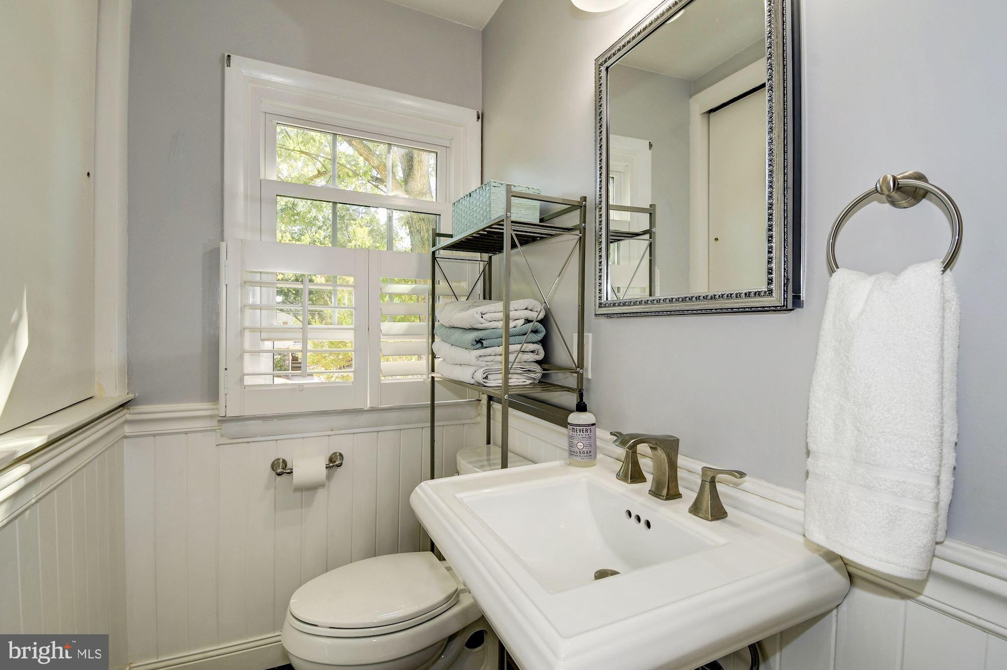 WAYNEWOOD - Residential