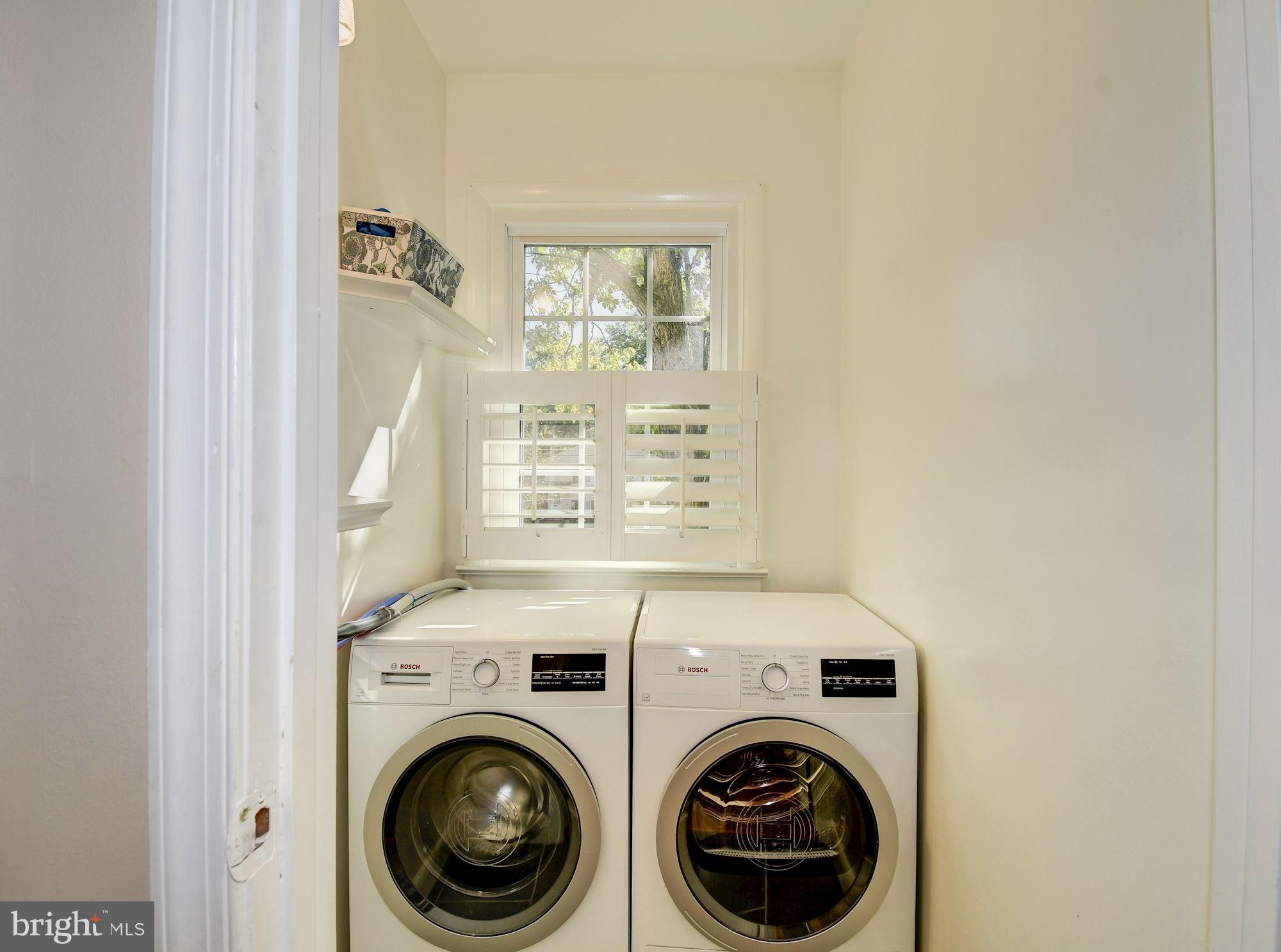 WAYNEWOOD - Residential