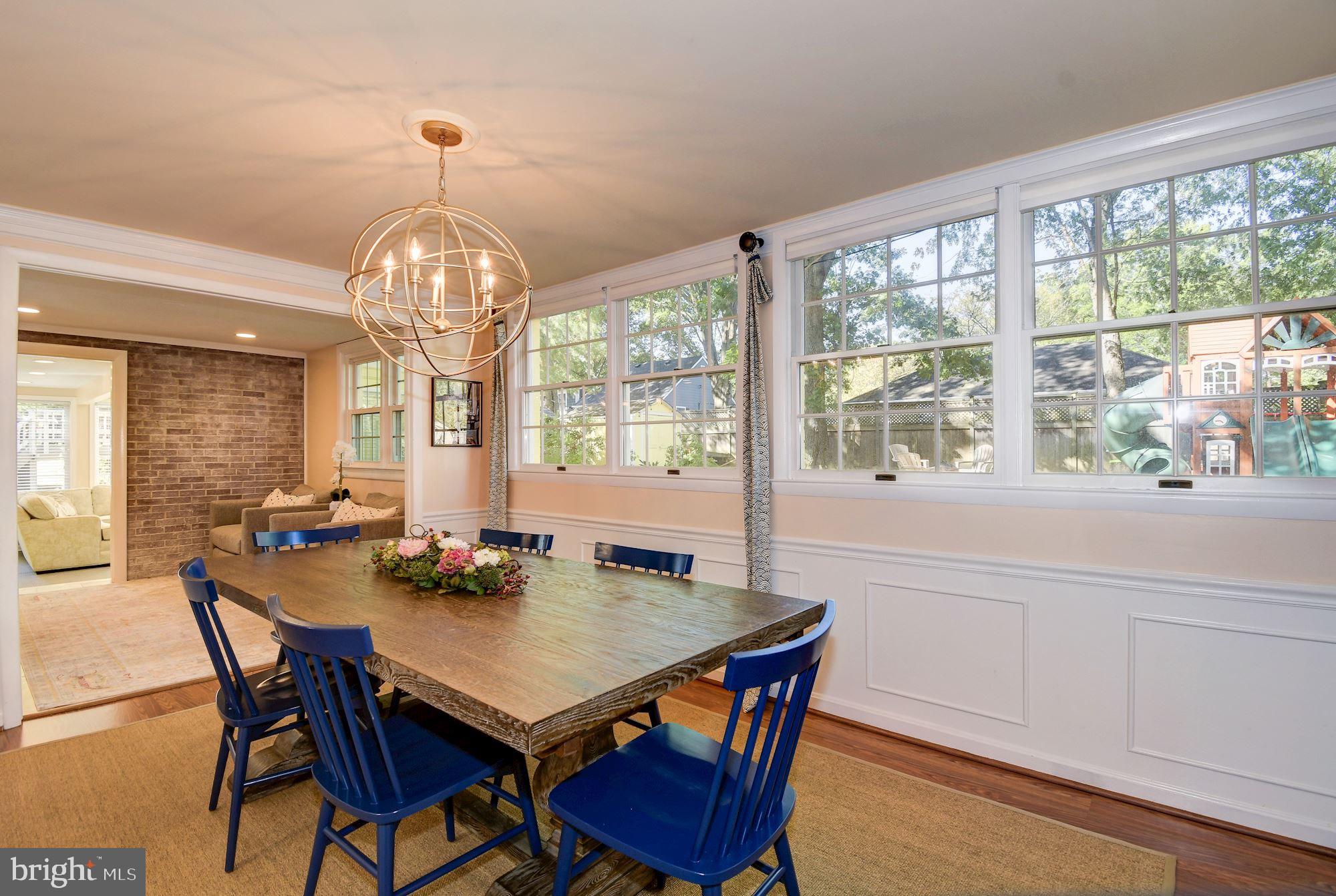 WAYNEWOOD - Residential