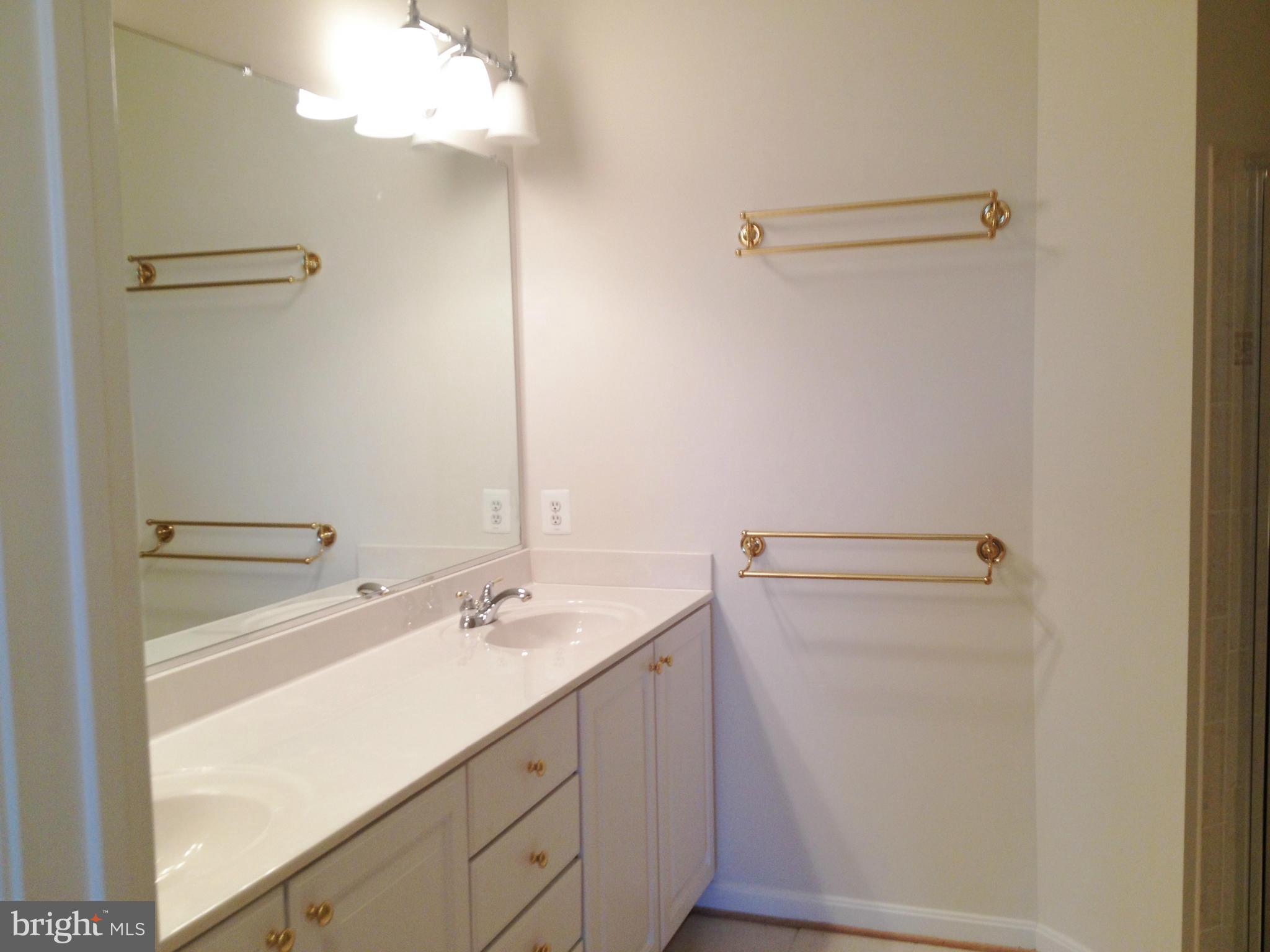 PINEY ORCHARD - Residential Lease