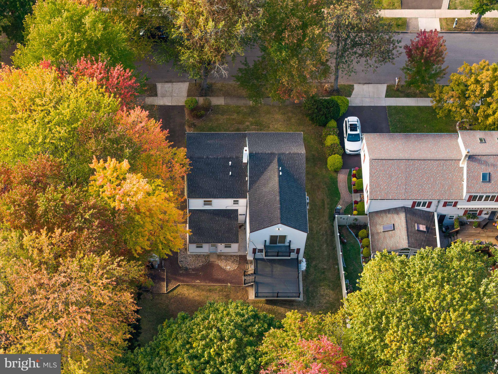 FEASTERVILLE - Residential